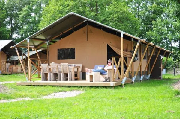 Property building in Lodging Le Lac