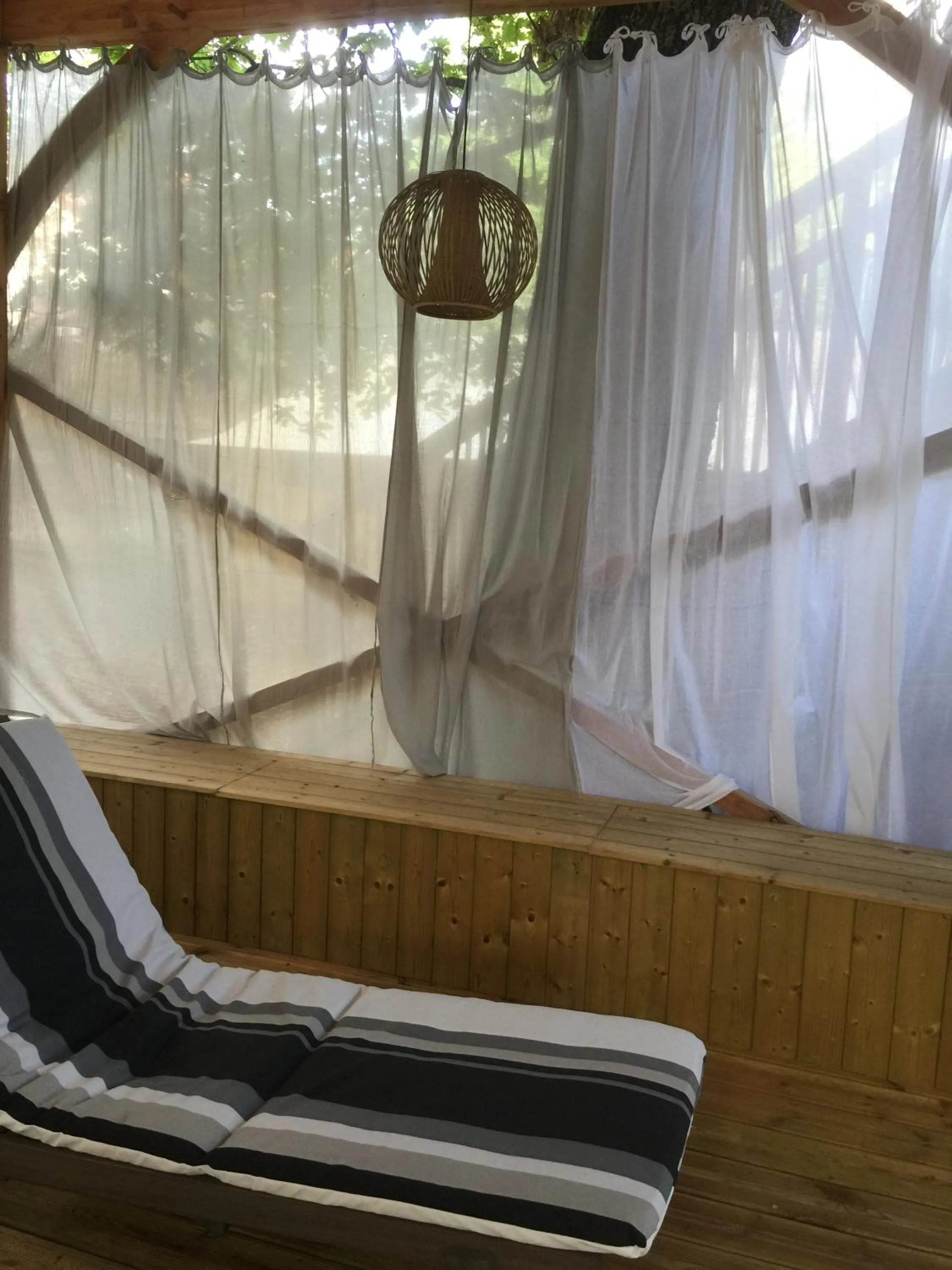 Other in Lodging Le Lac