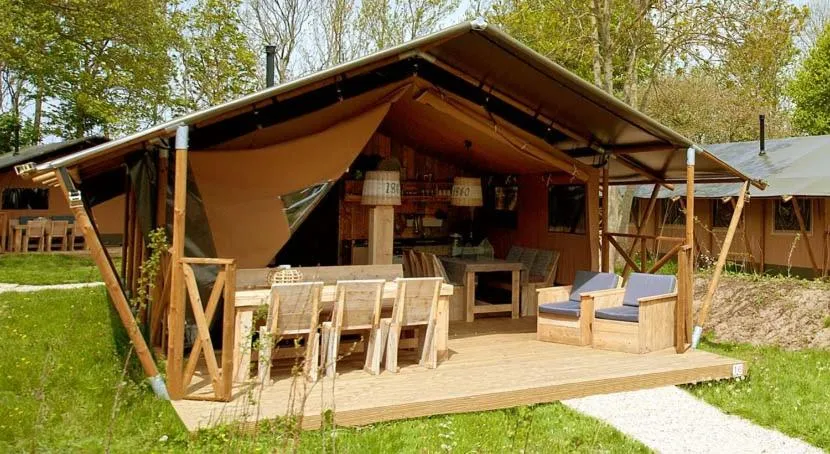 Property building in Lodging Le Lac