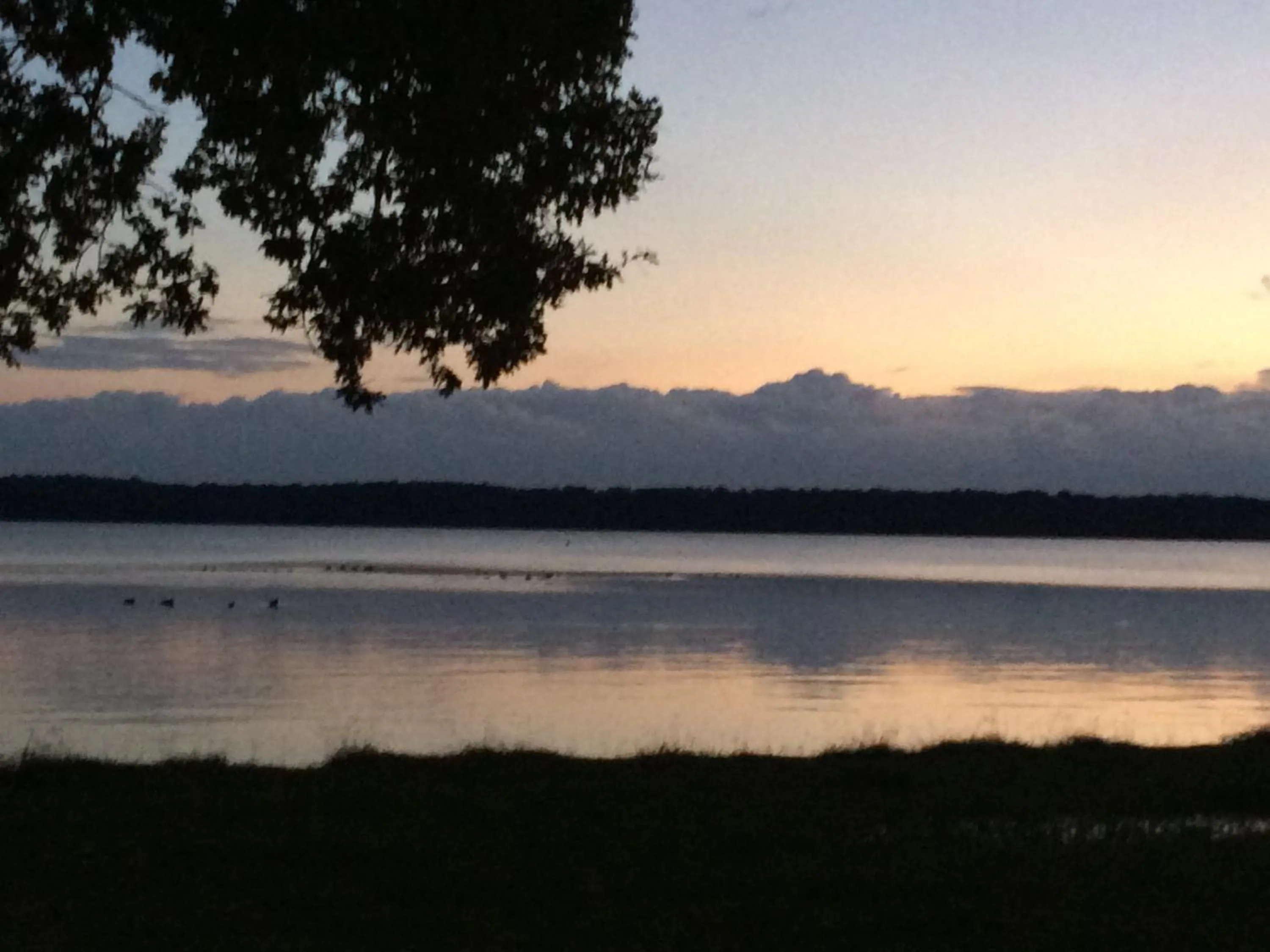 Sunset in Lodging Le Lac