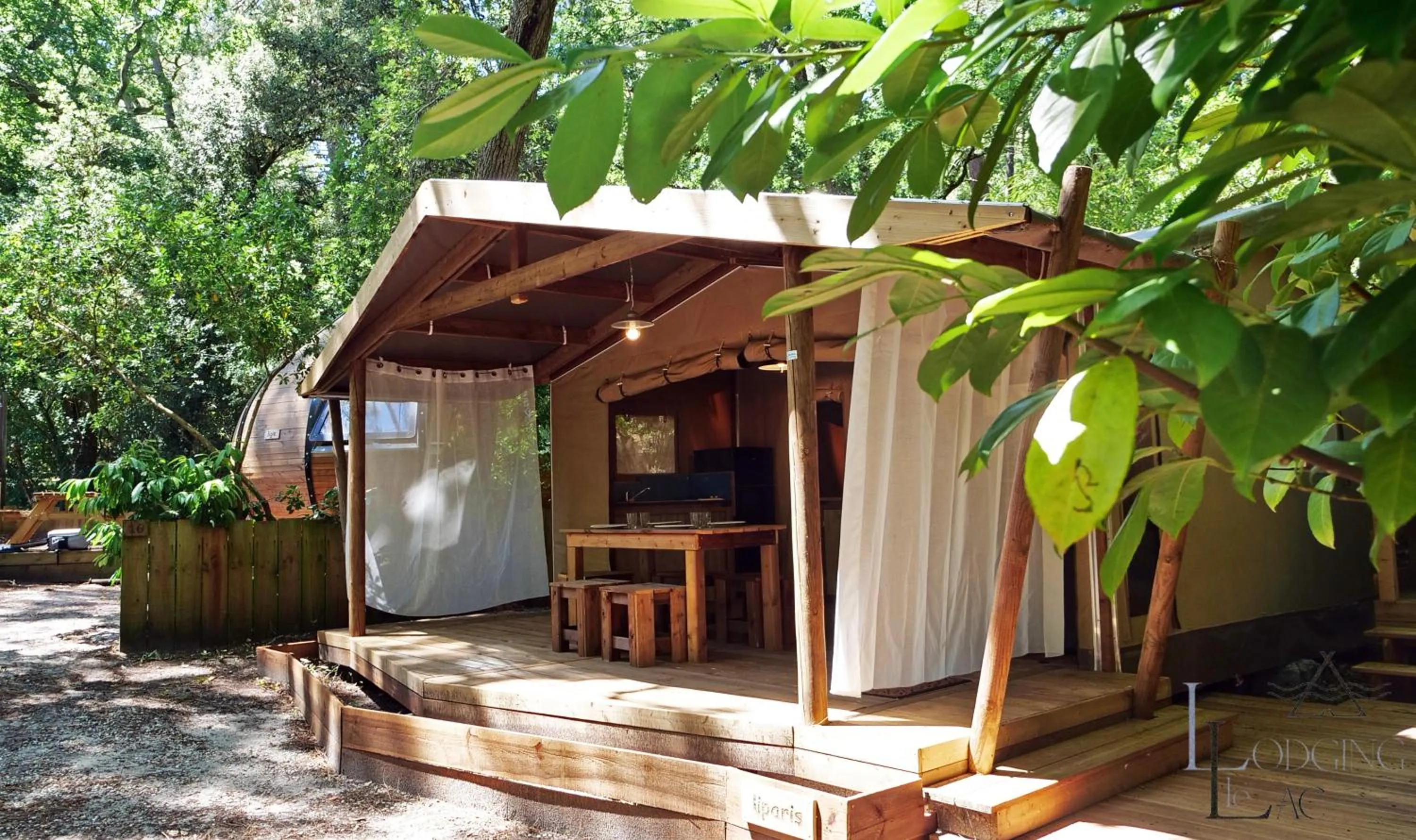 Garden view in Lodging Le Lac