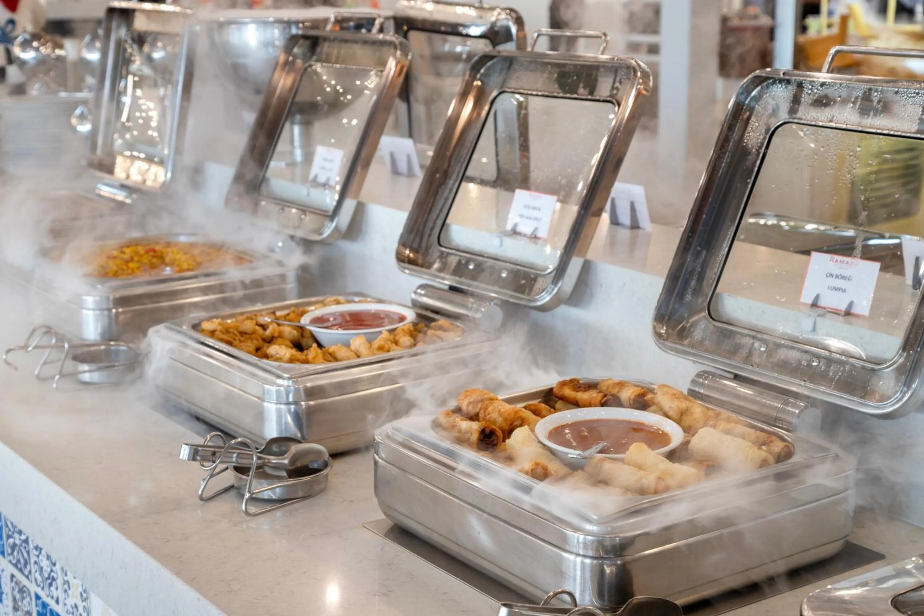 Restaurant/places to eat in Ramada Plaza Antalya