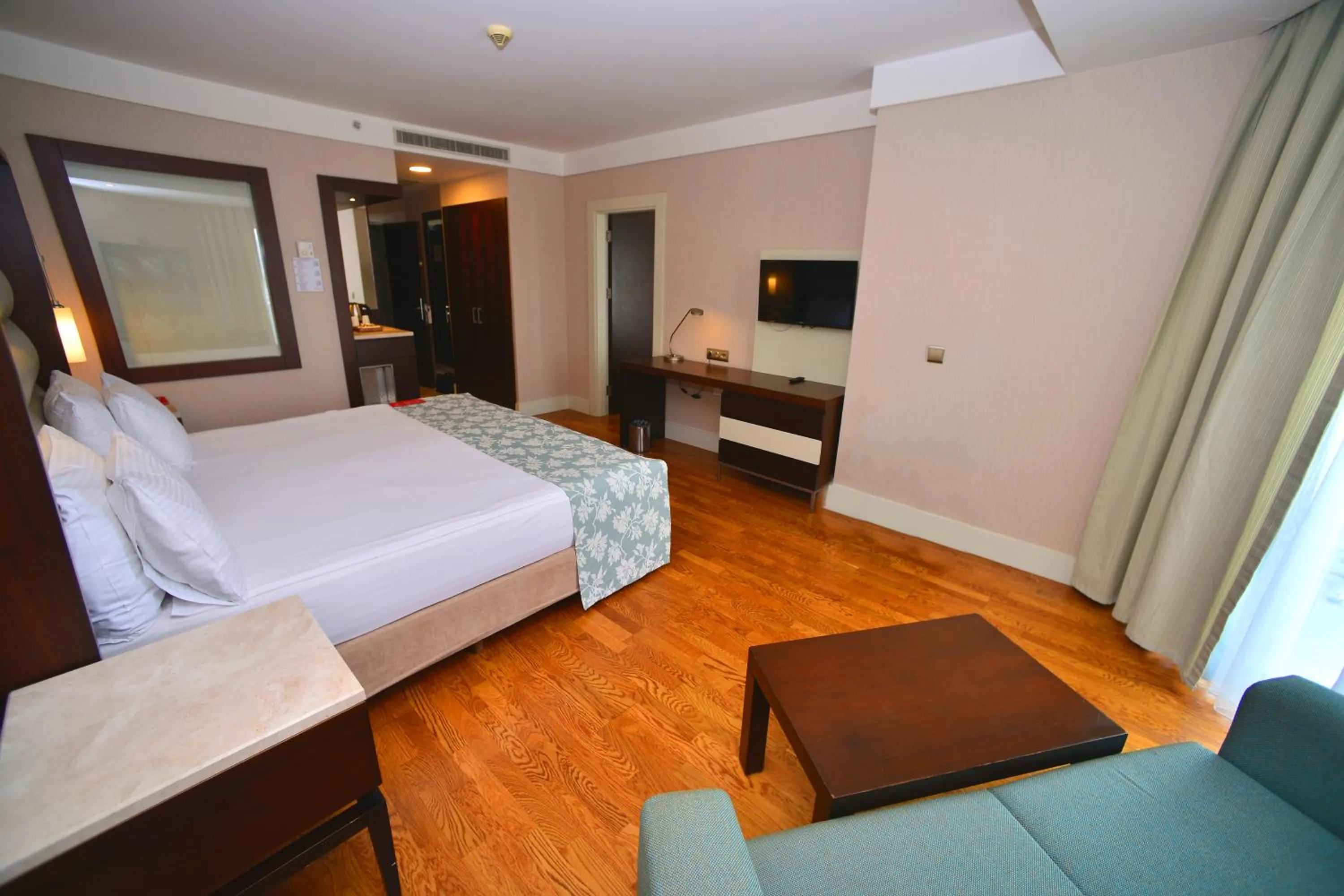 Bed in Ramada Plaza Antalya