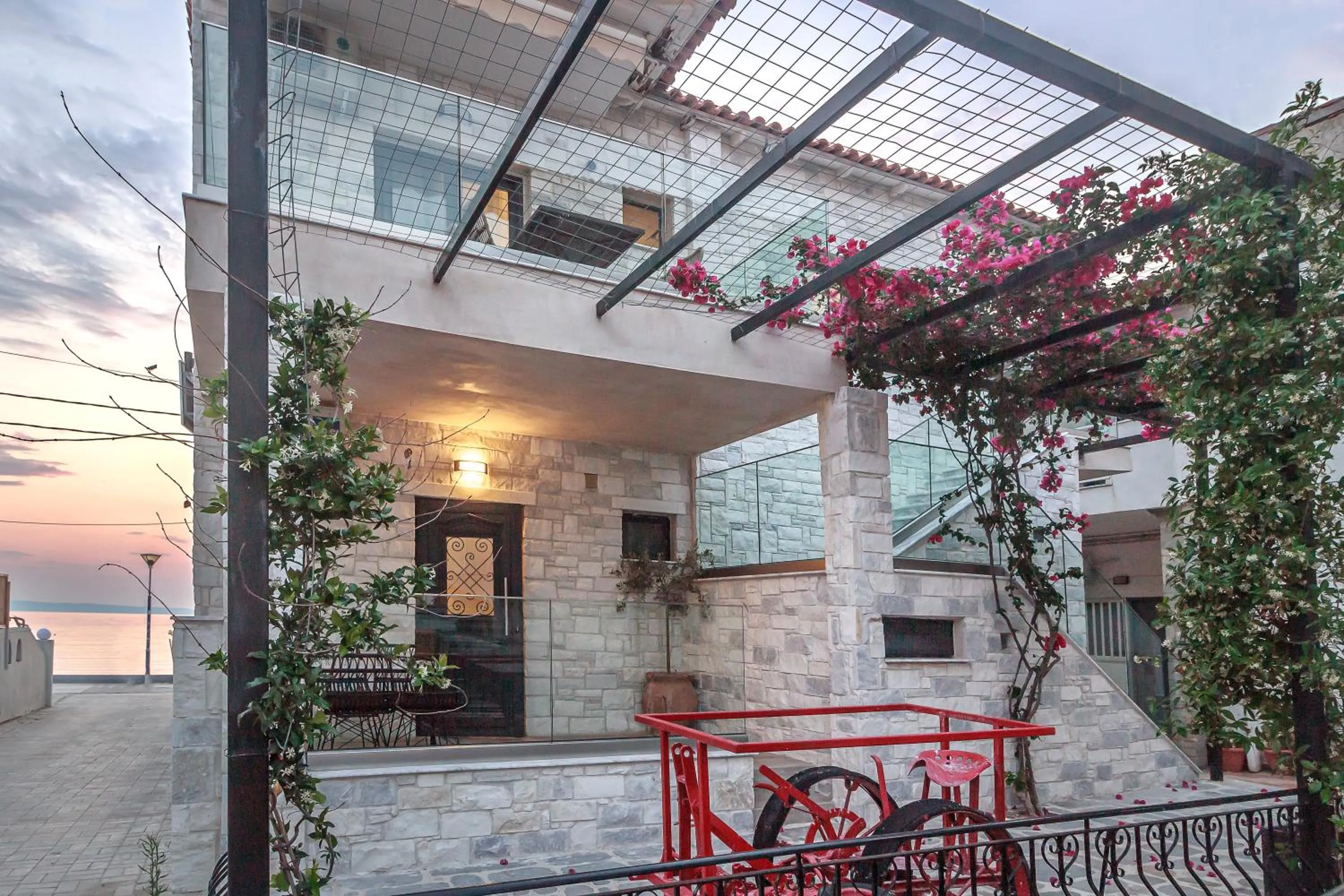 Property building in Alkionides Apartments