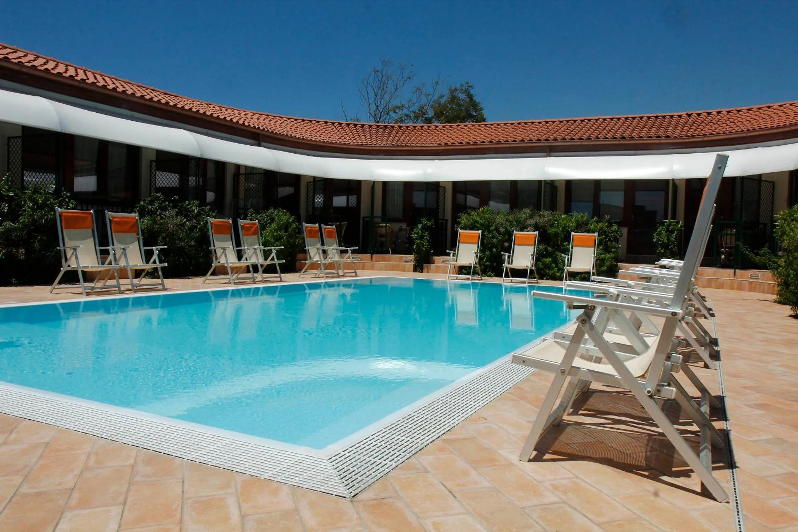 Swimming pool in Hotel Residence La Darsena
