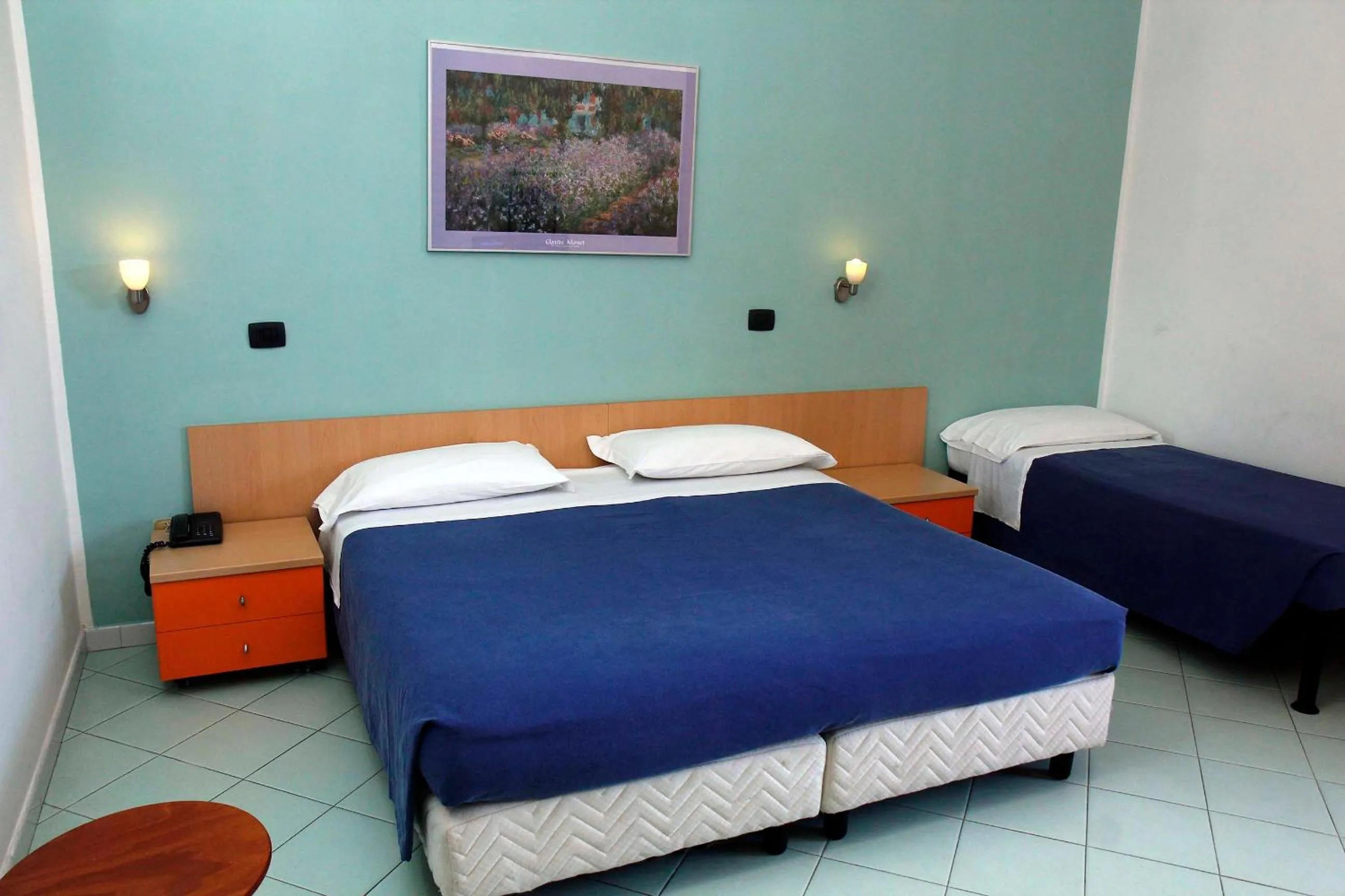 Bed in Hotel Residence La Darsena