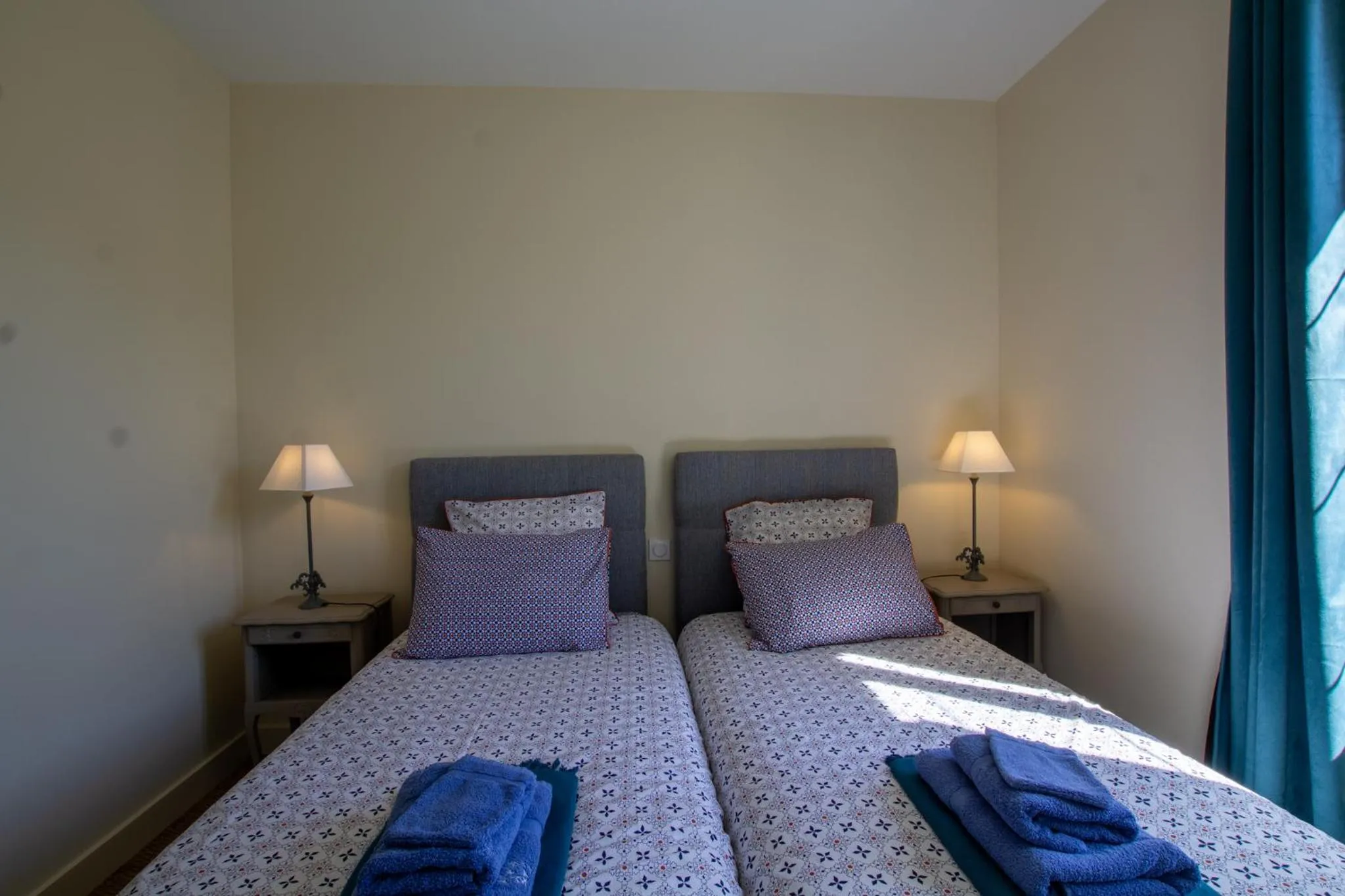 Bedroom, Bed in La Maison d'Élise