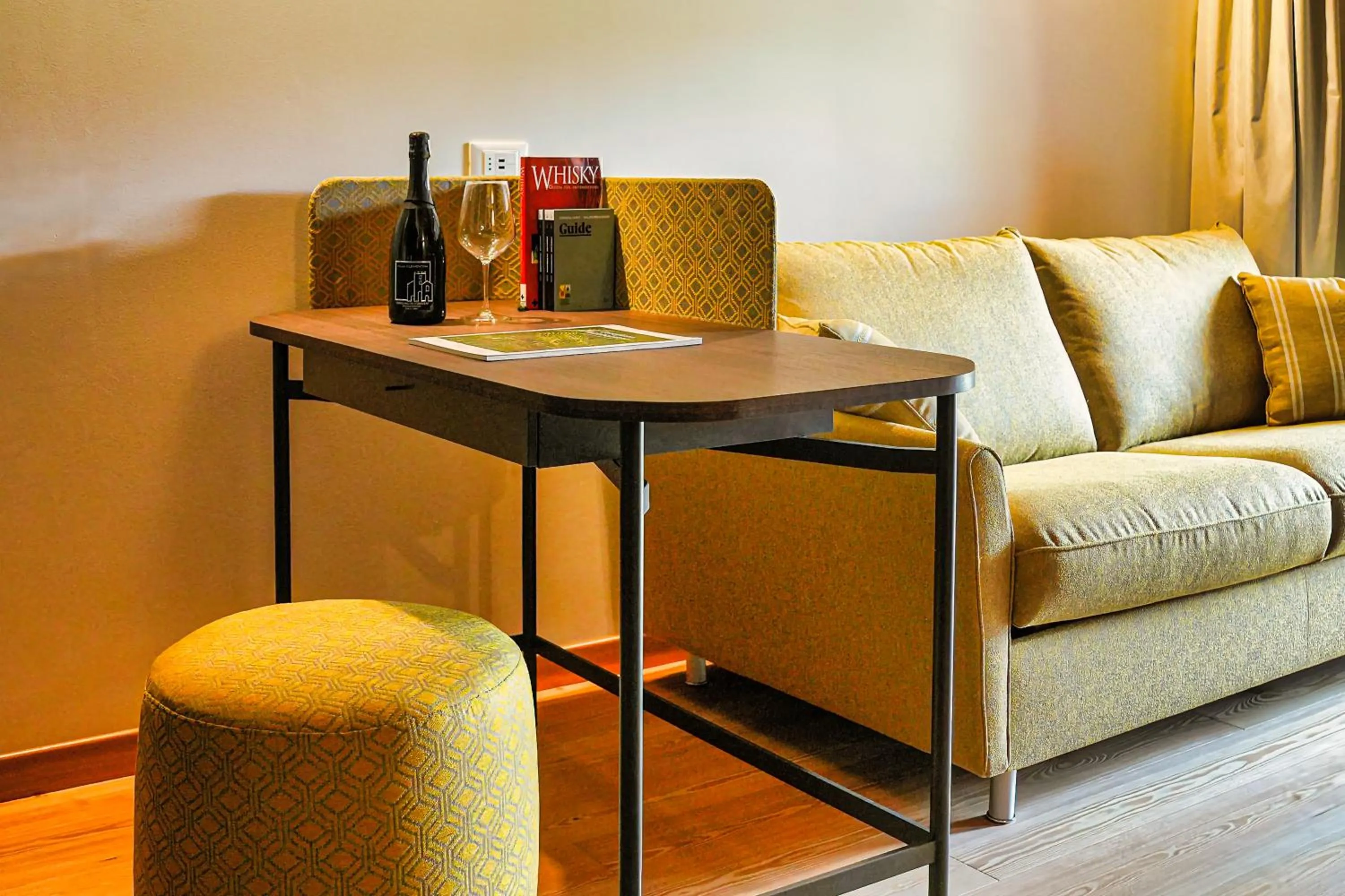 Seating area in Villa Clementina - Prosecco Country Hotel