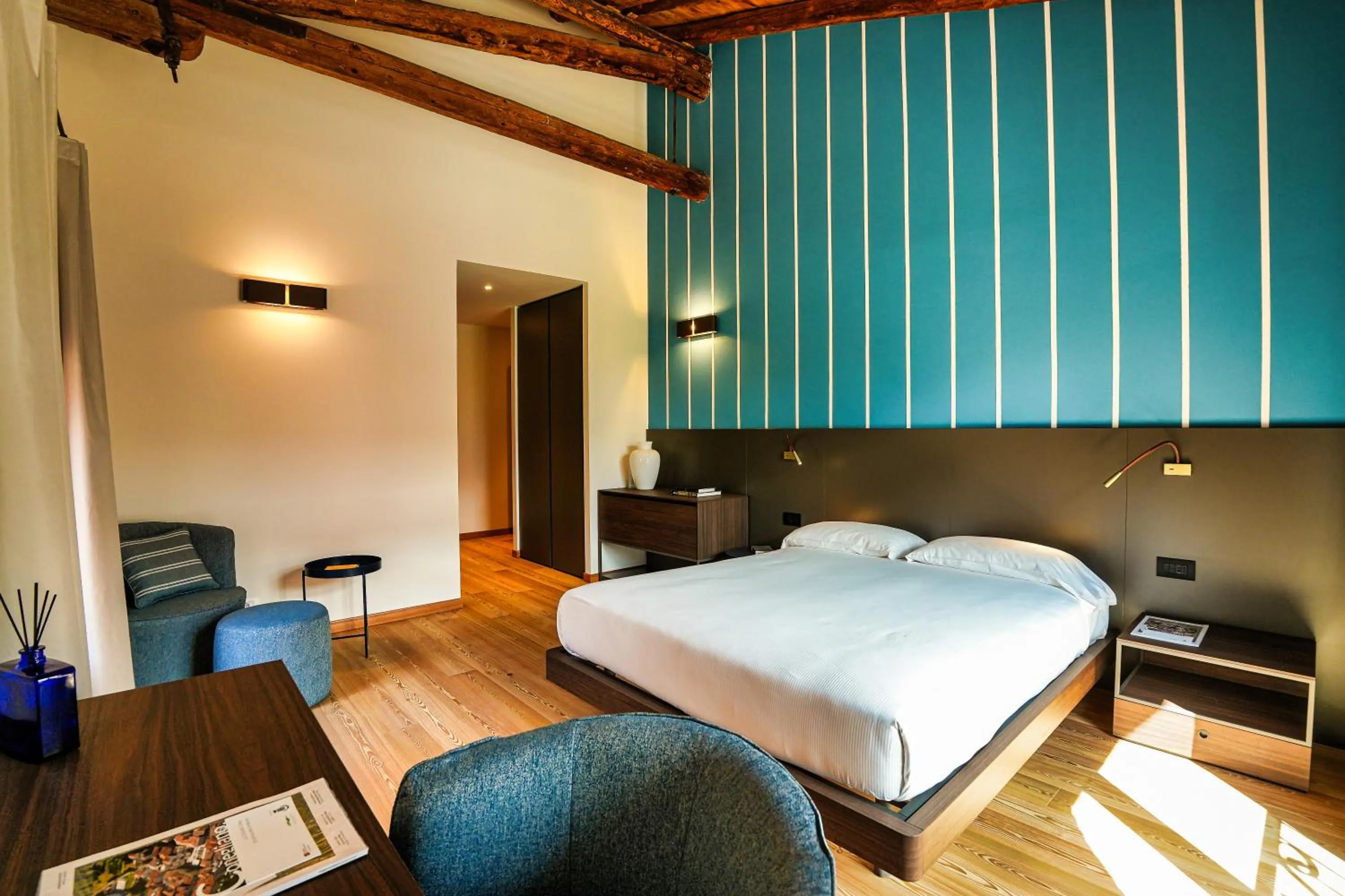 Bed in Villa Clementina - Prosecco Country Hotel