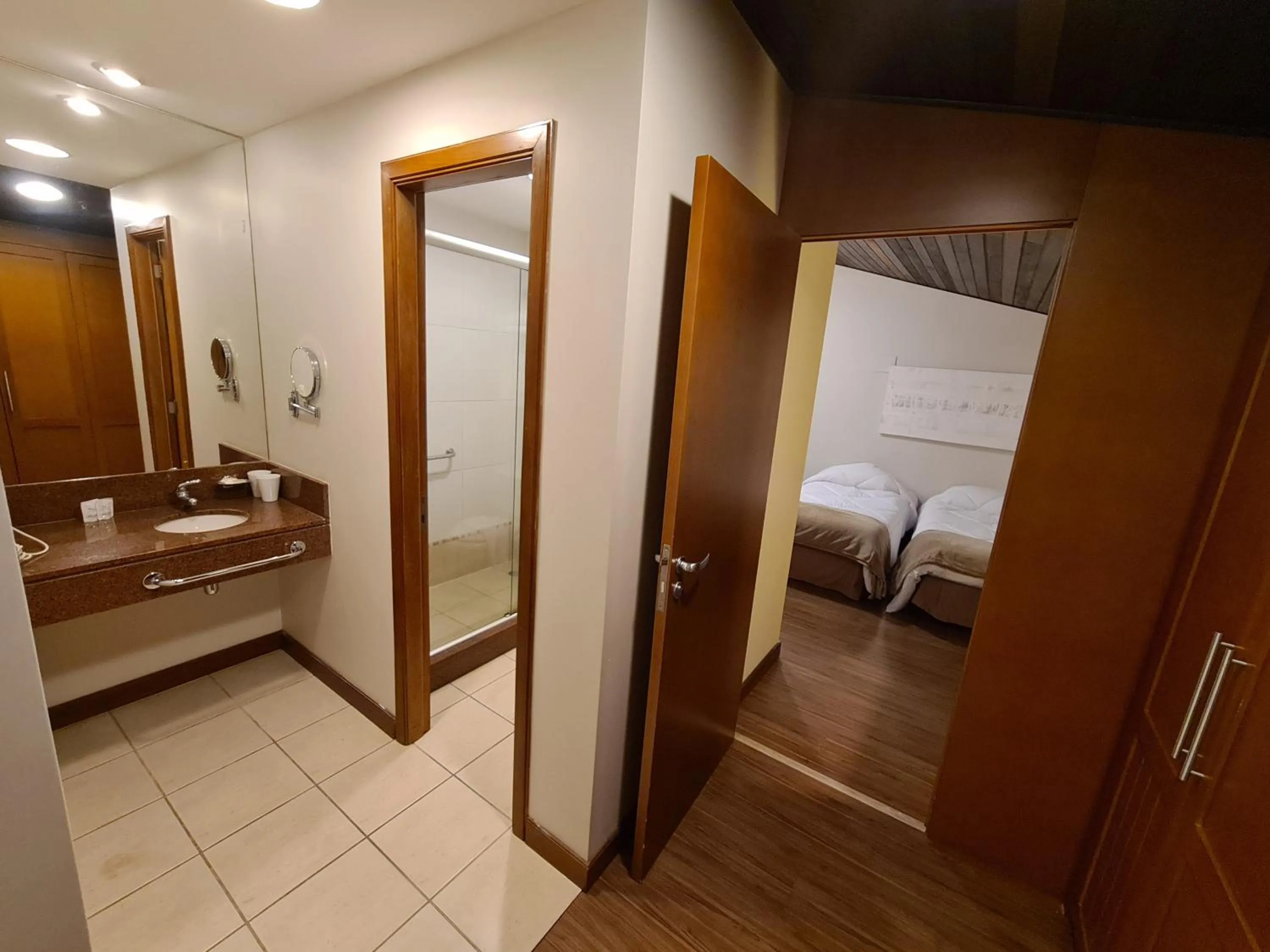 Bedroom, Bed in Sky Borges Hotel Alpenhaus - Gramado