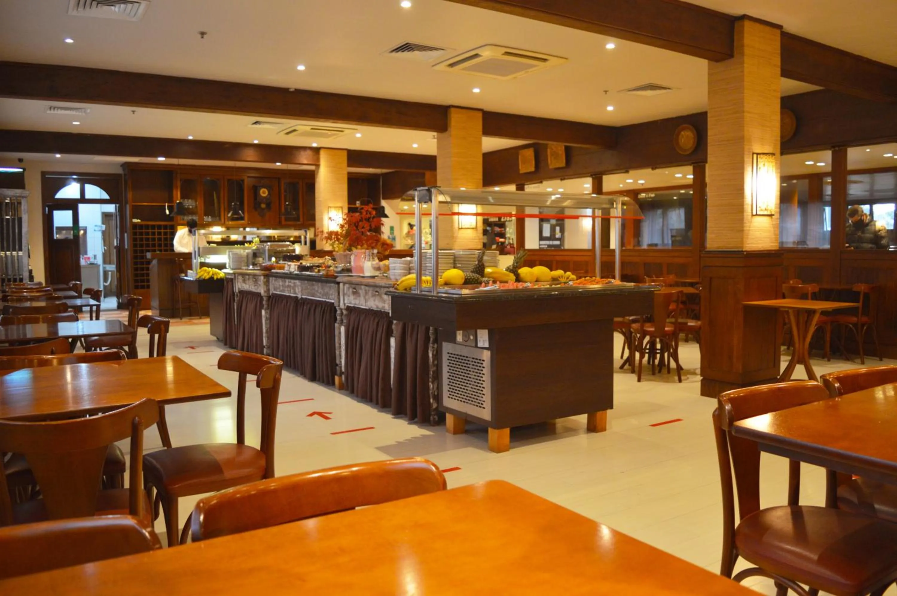 Breakfast in Sky Borges Hotel Alpenhaus - Gramado