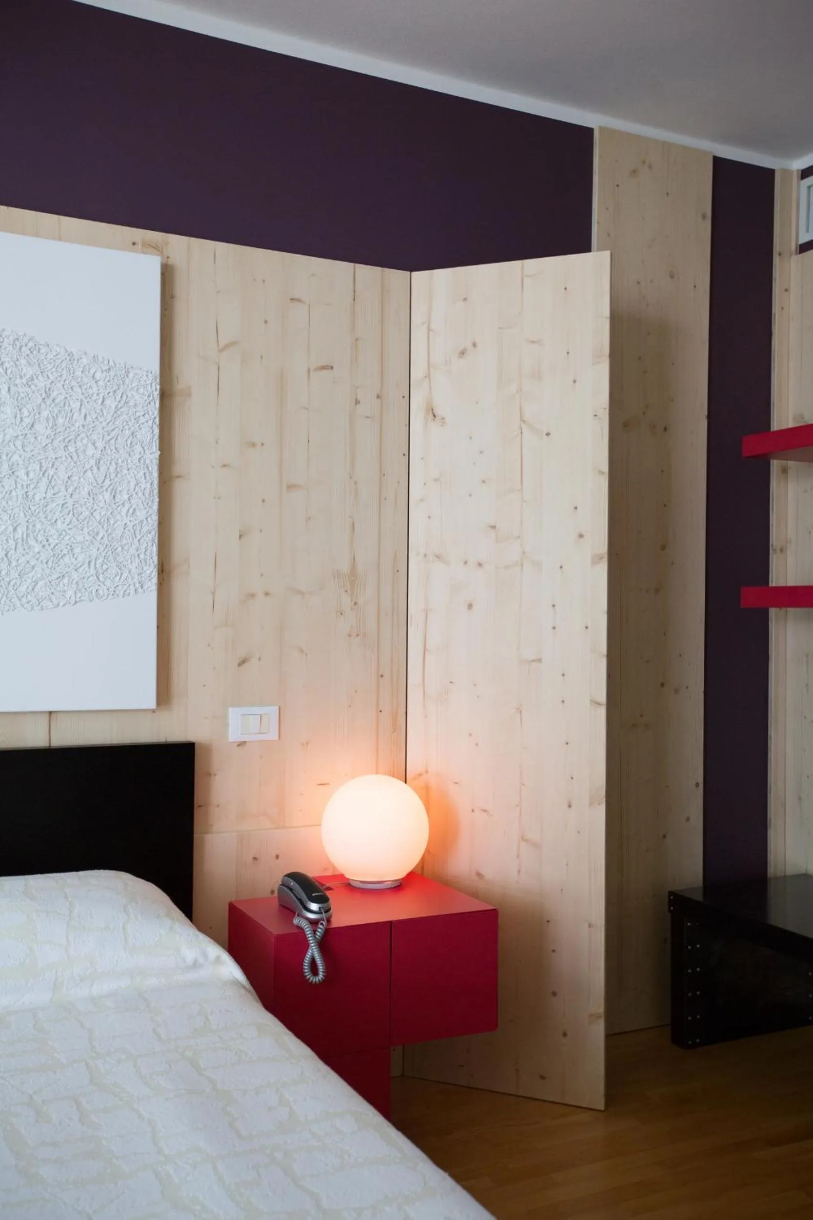 Decorative detail, Bed in Ristolocanda Grani Di Pepe