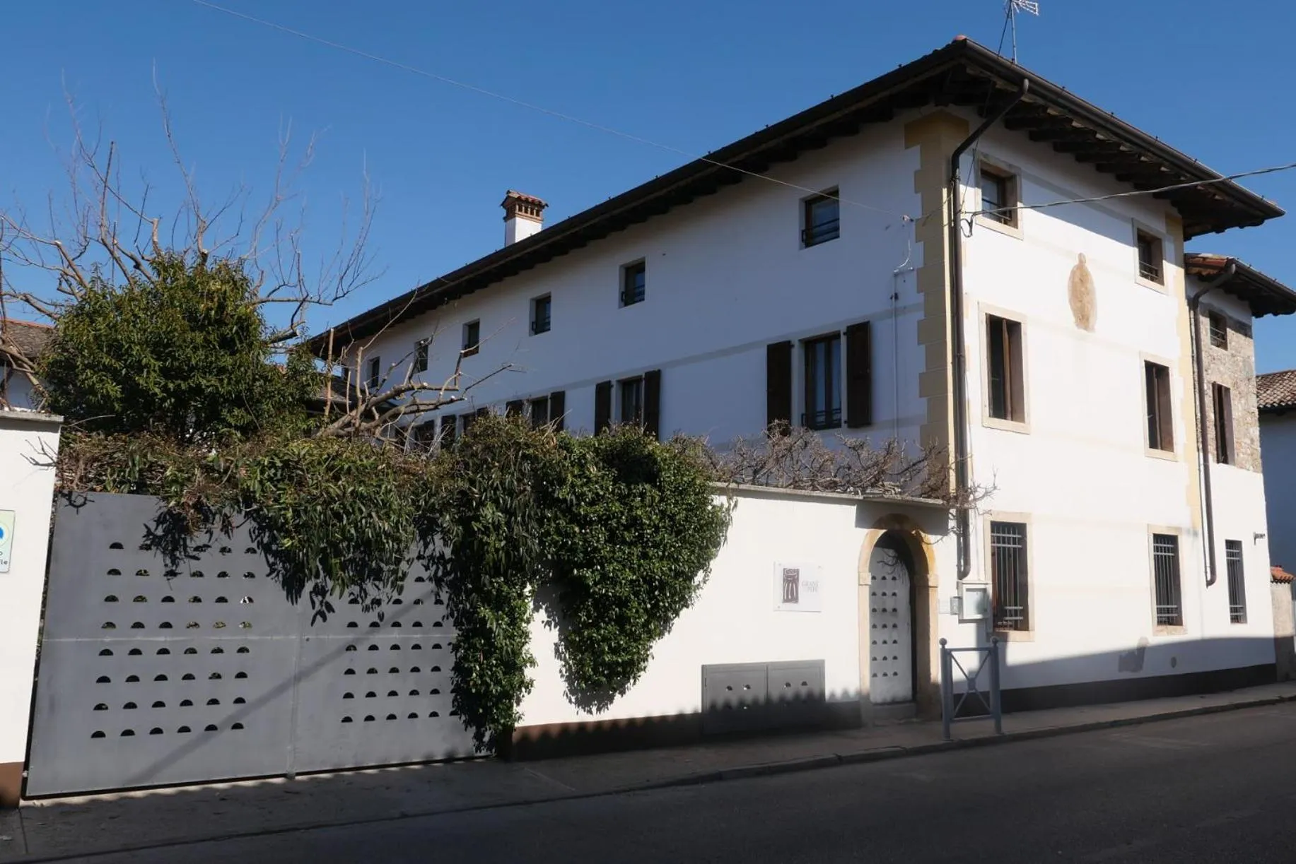 Property building in Ristolocanda Grani Di Pepe