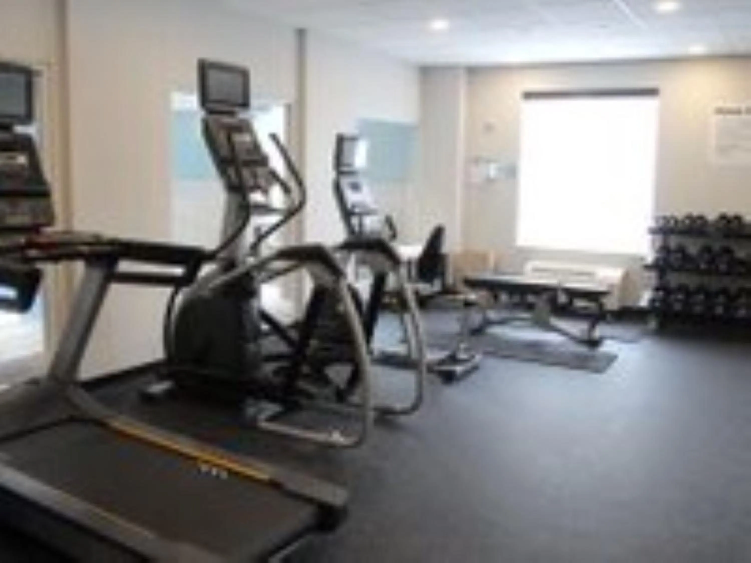 Fitness centre/facilities in Holiday Inn Express & Suites Huntsville by IHG