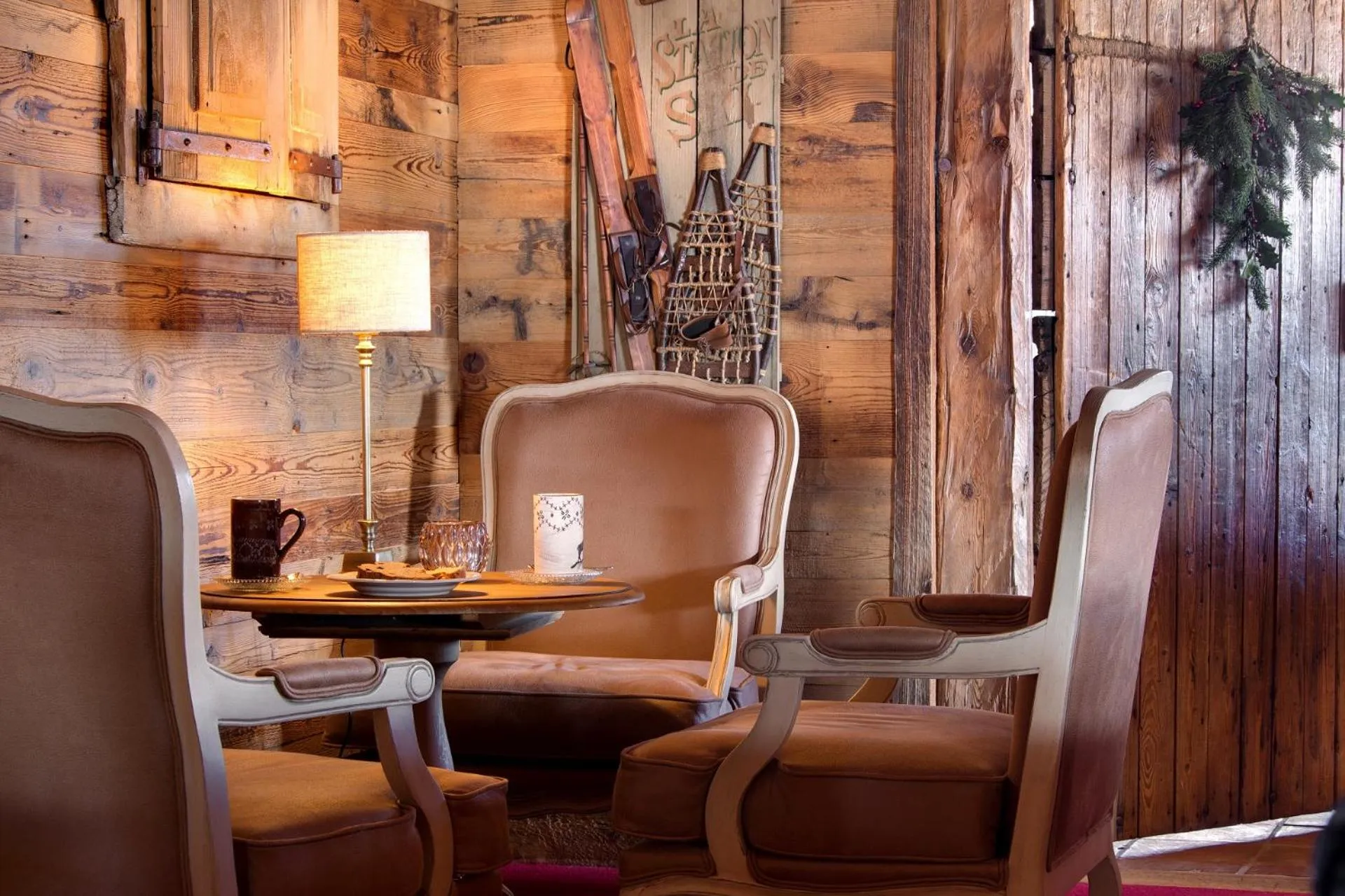 Living room in Hôtel Au Chamois d'Or by Les Etincelles