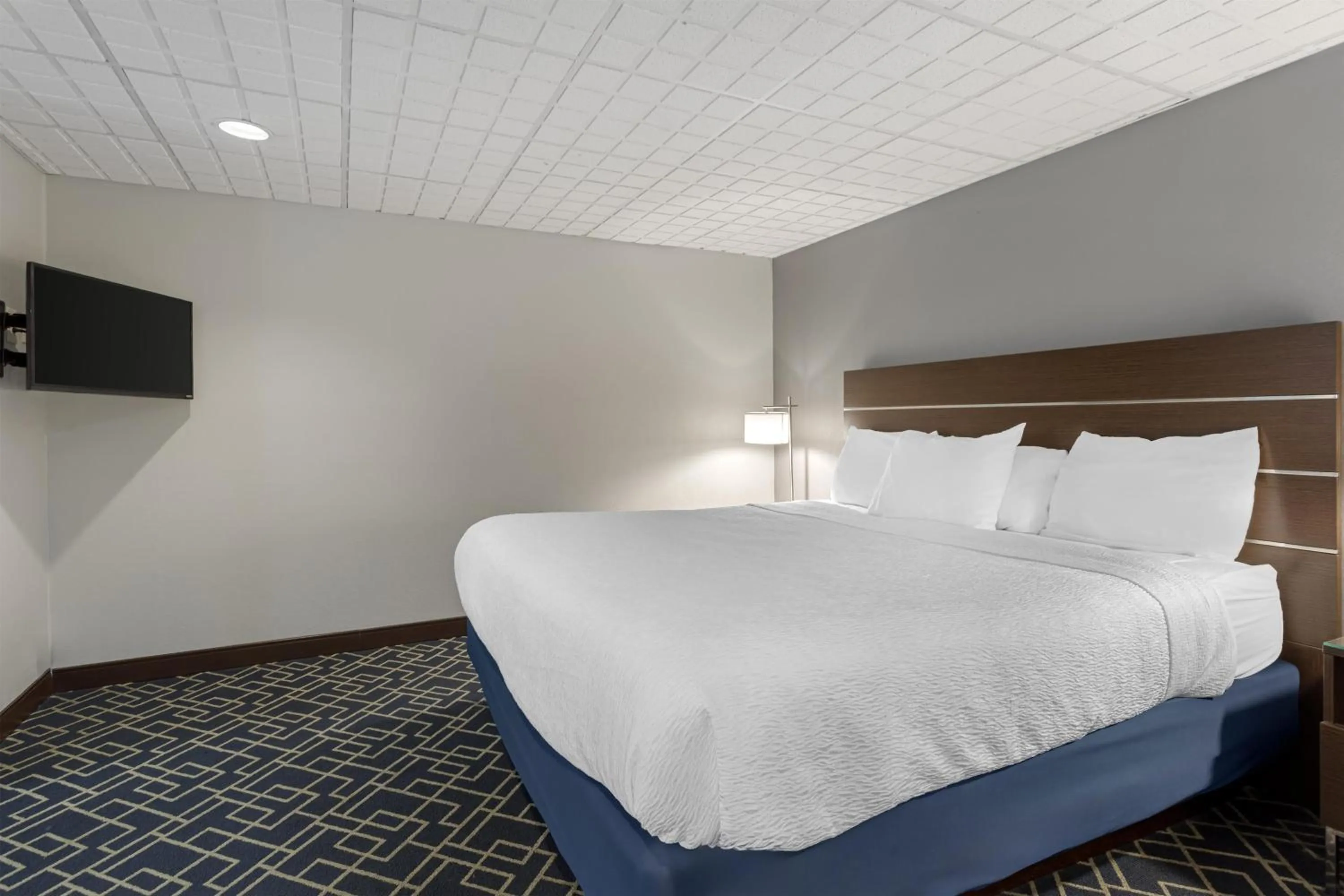 Photo of the whole room, Bed in Best Western Hunt's Landing Hotel Matamoras Milford