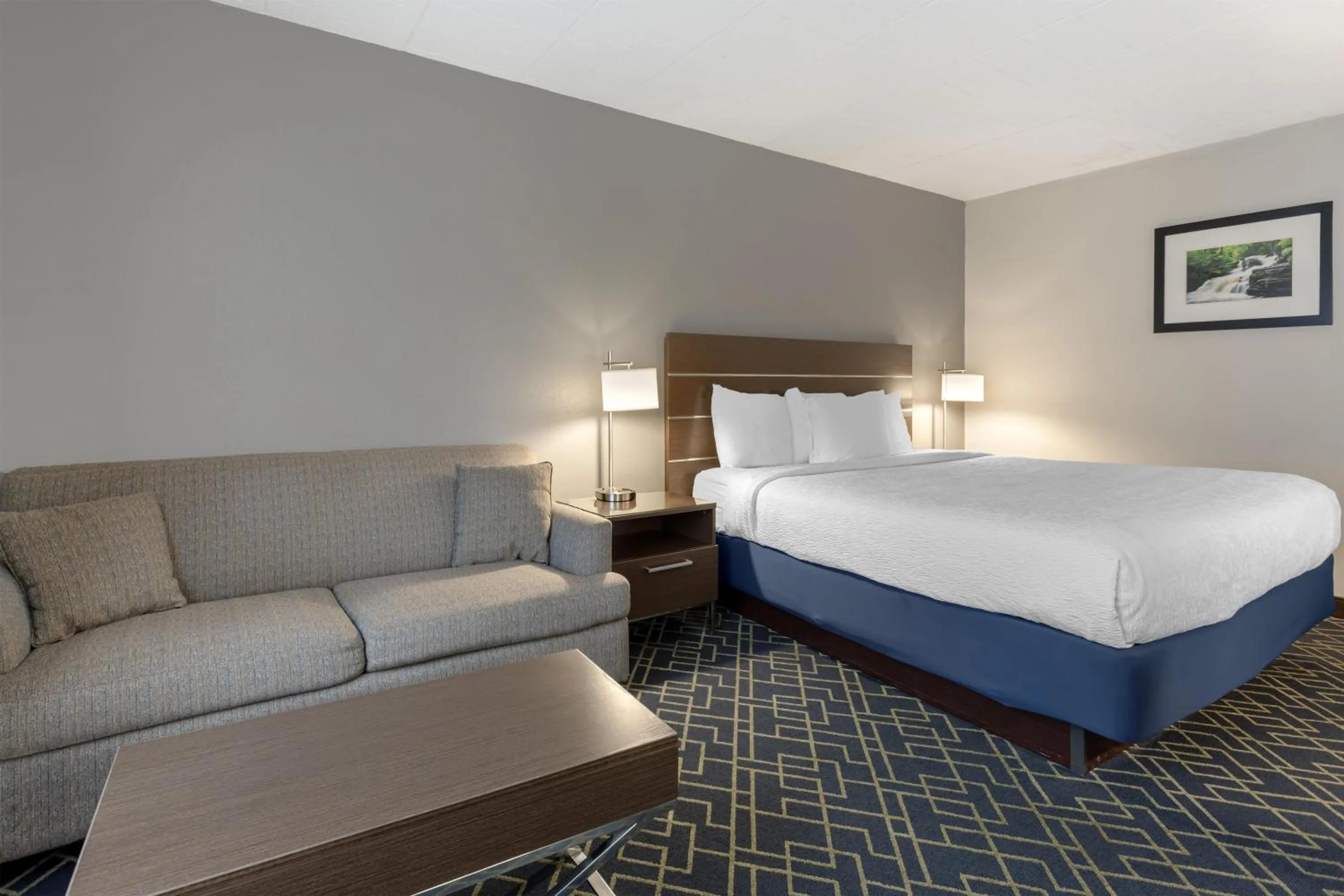Bedroom, Bed in Best Western Hunt's Landing Hotel Matamoras Milford