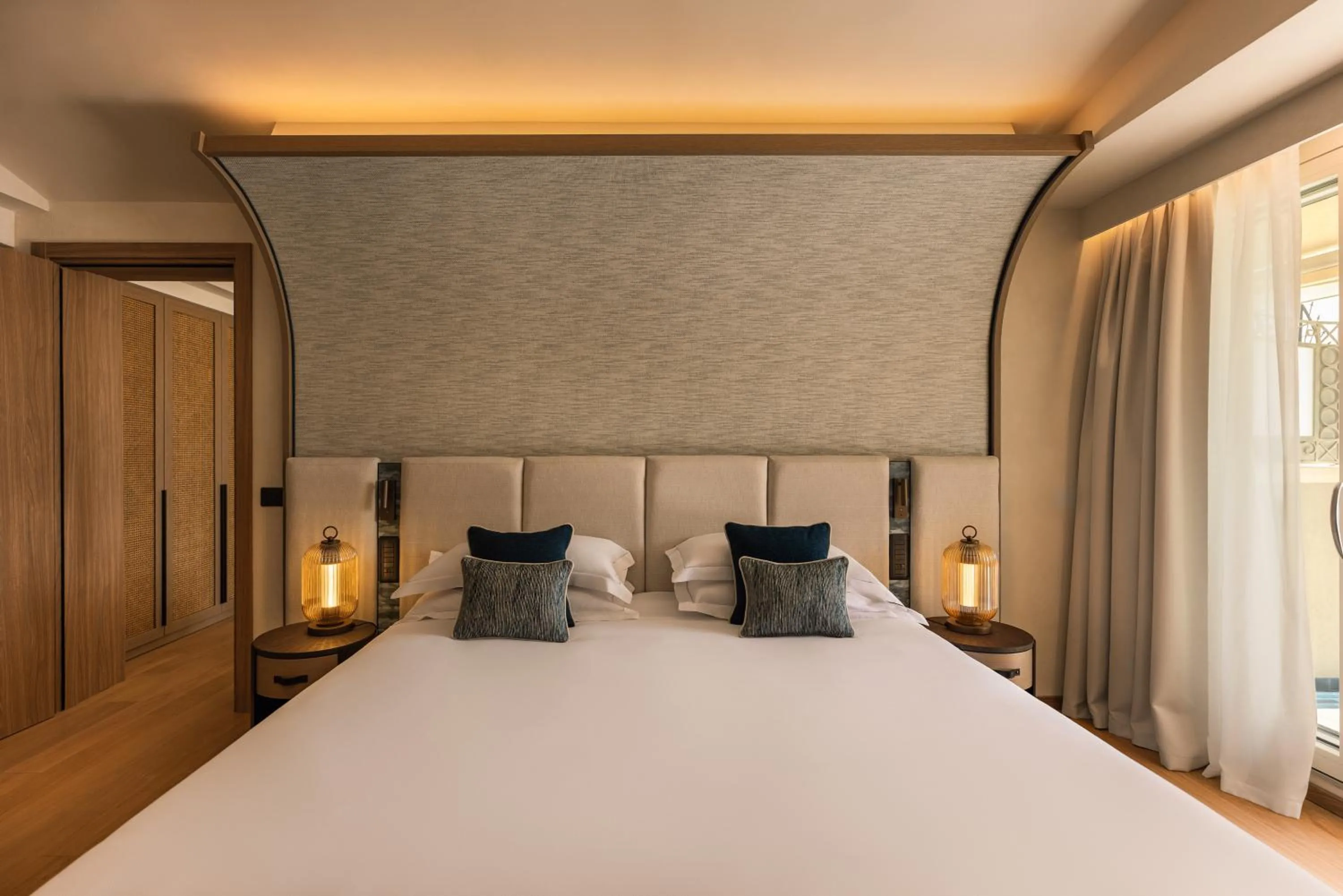 Bed in Mazzarò Sea Palace - The Leading Hotels of the World