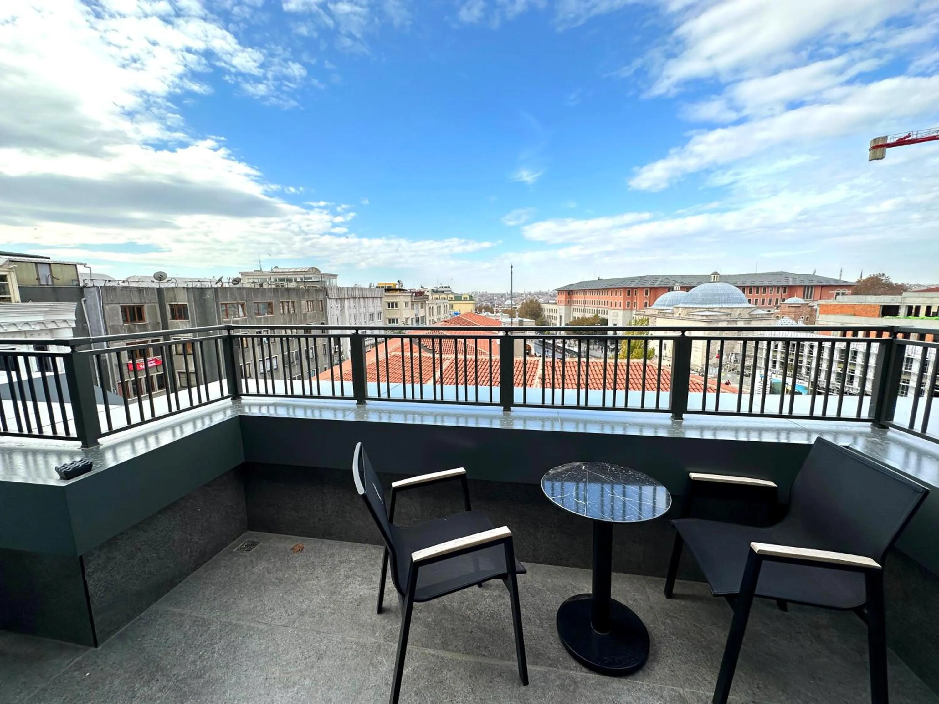 Balcony/Terrace in Edition Old City Hotel