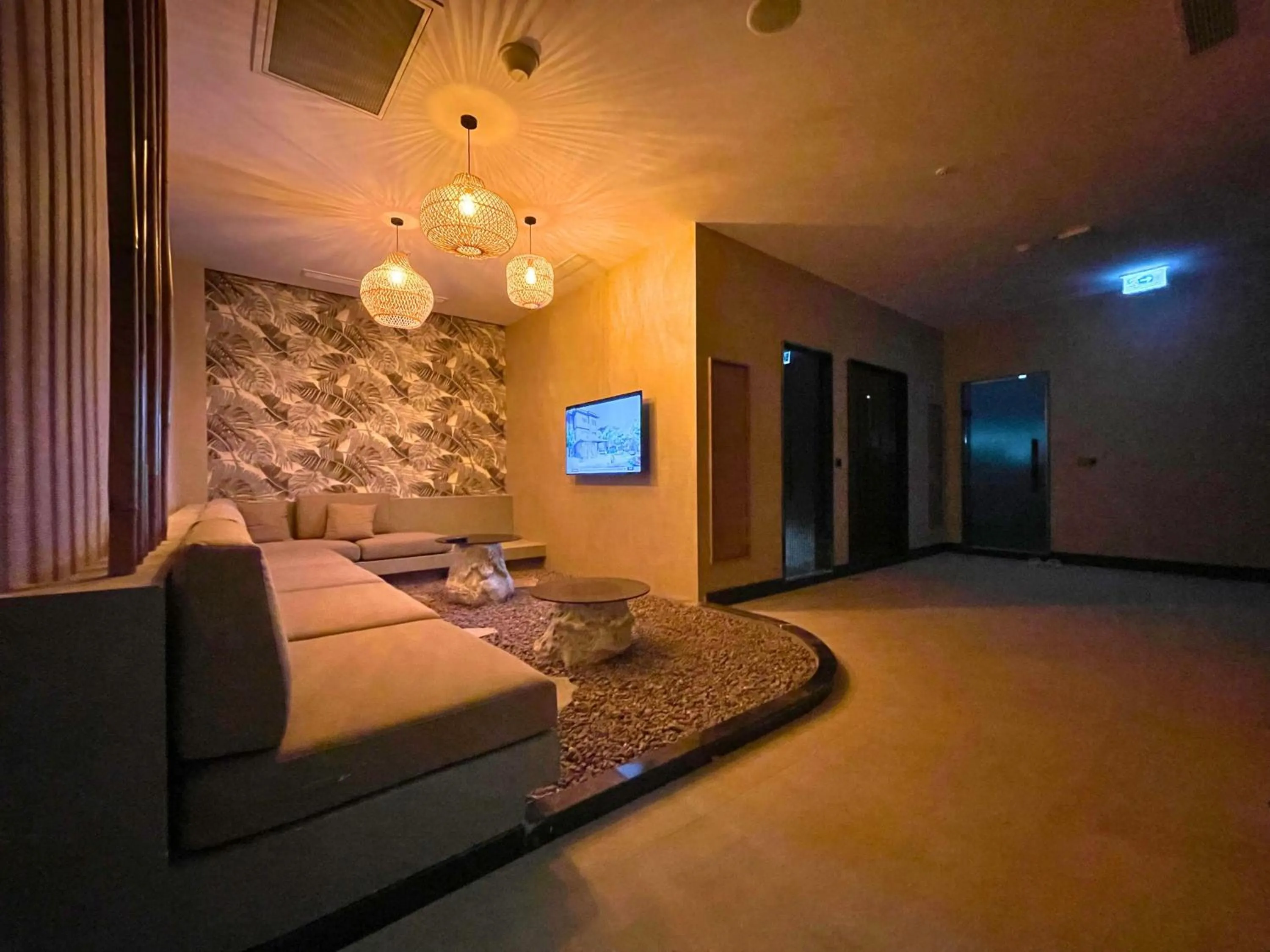 Spa and wellness centre/facilities in Edition Old City Hotel