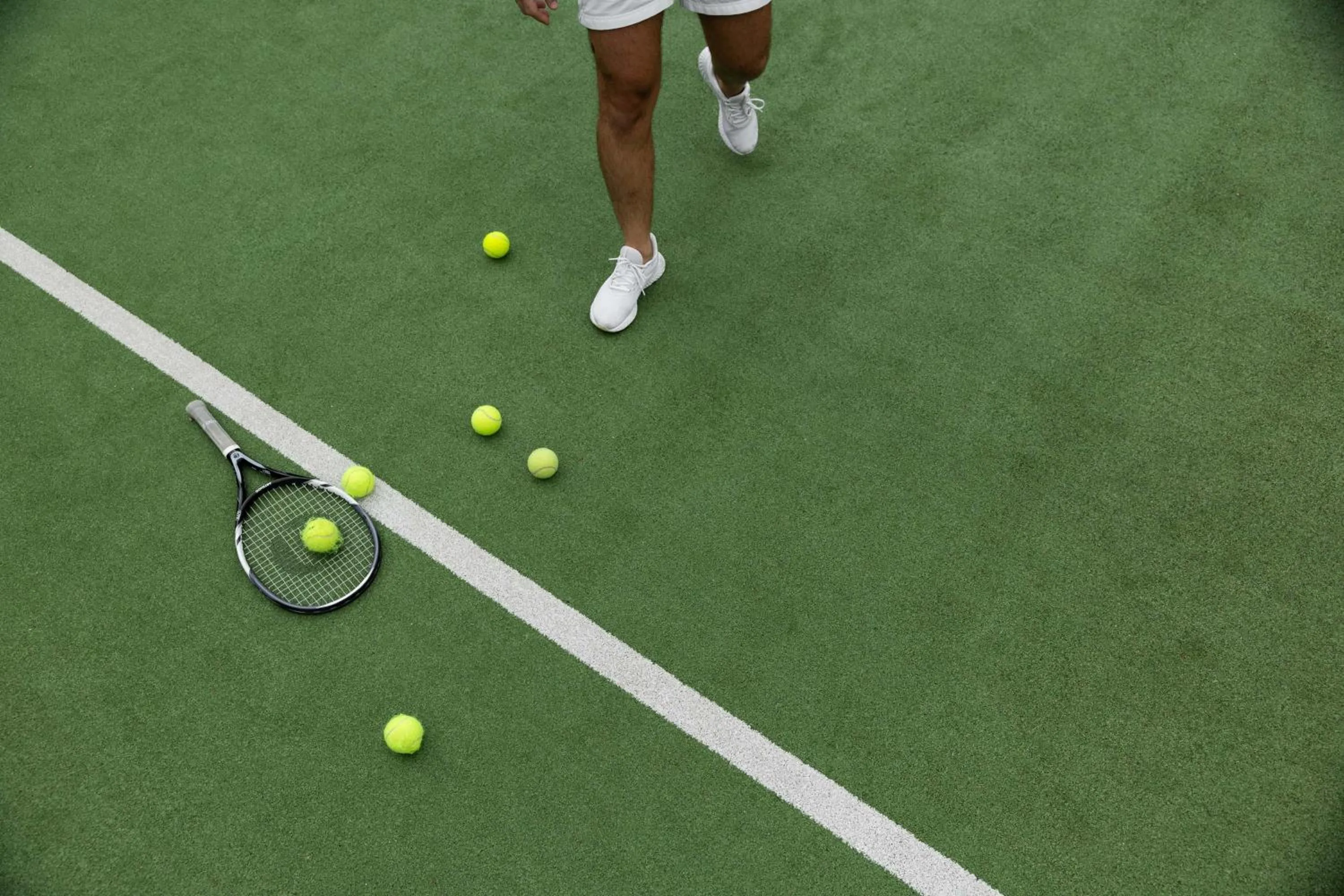 Tennis court in Corinthia Palace Malta