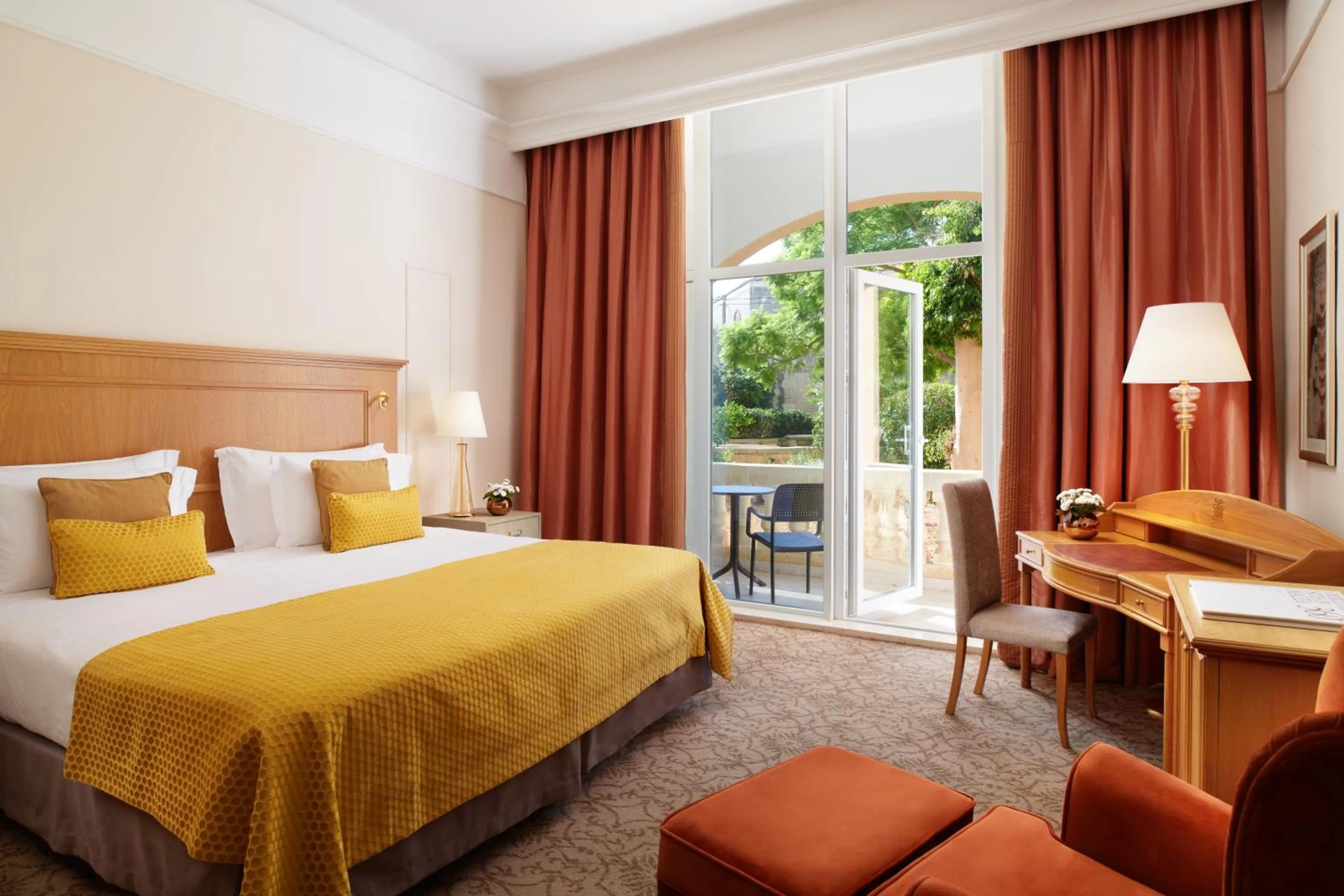 Executive Twin Room in Corinthia Palace Malta