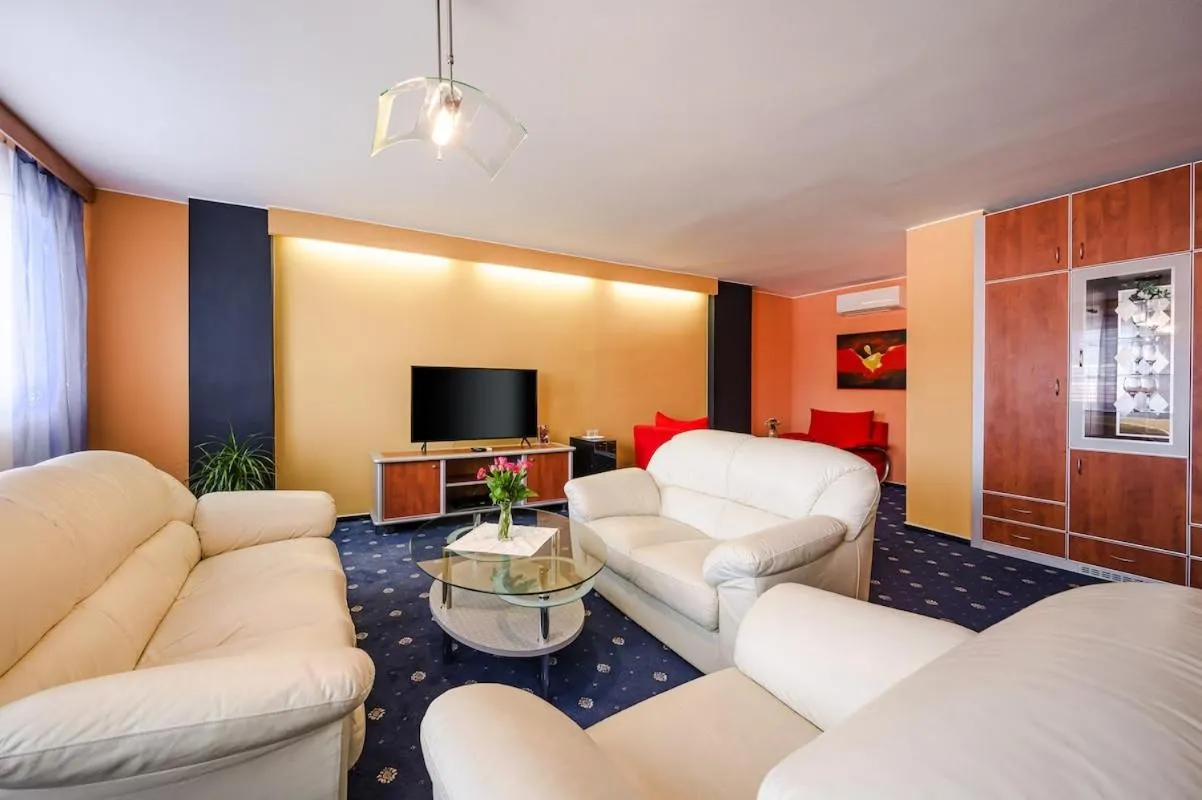Hotel Panon
