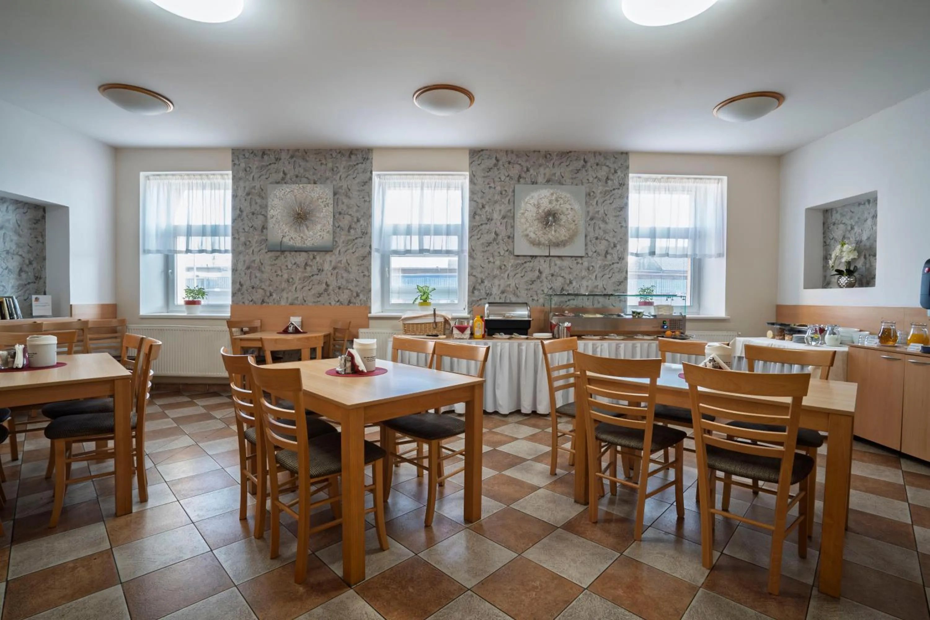 Breakfast in Hotel Senimo