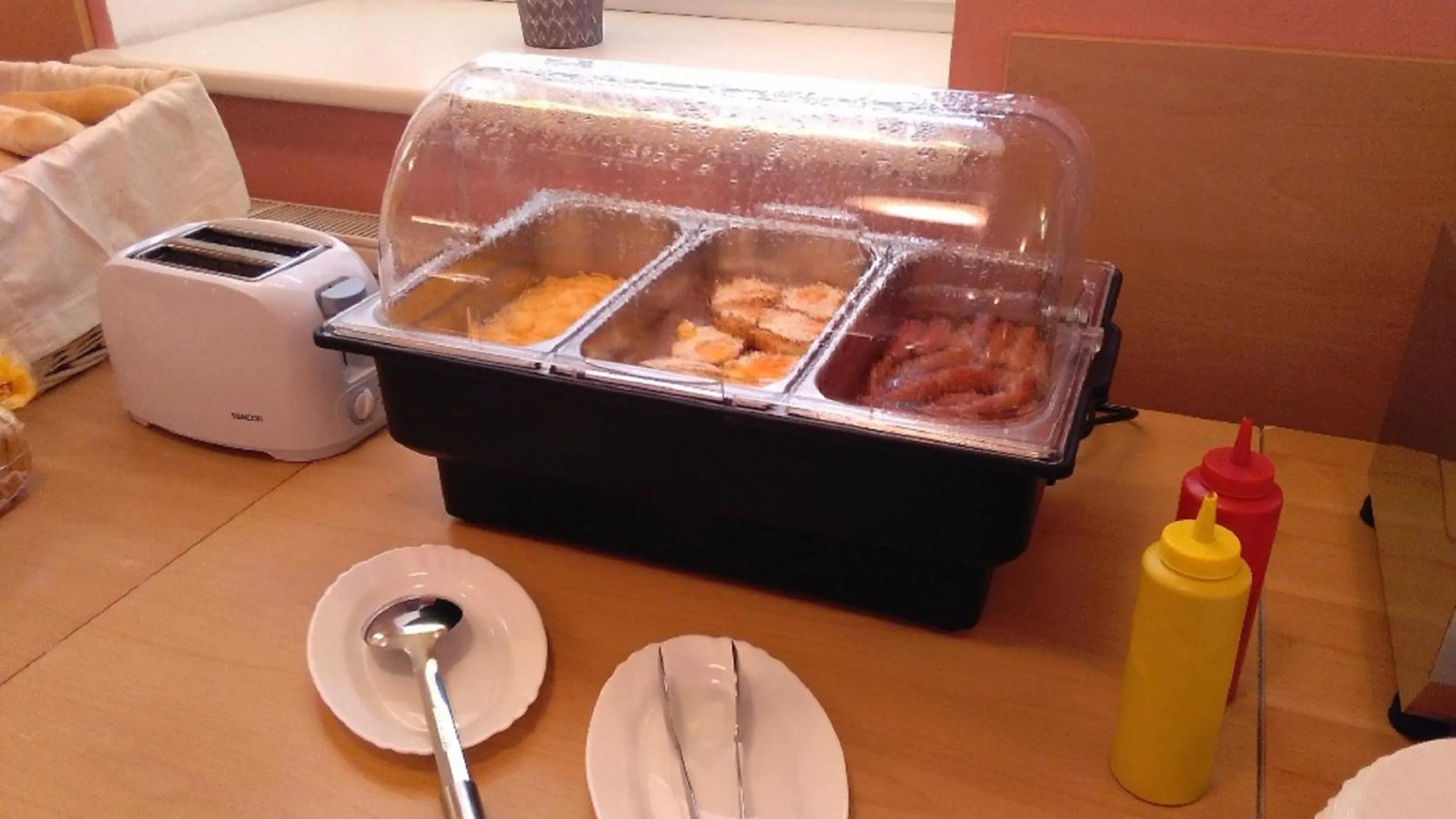 Breakfast in Hotel Senimo