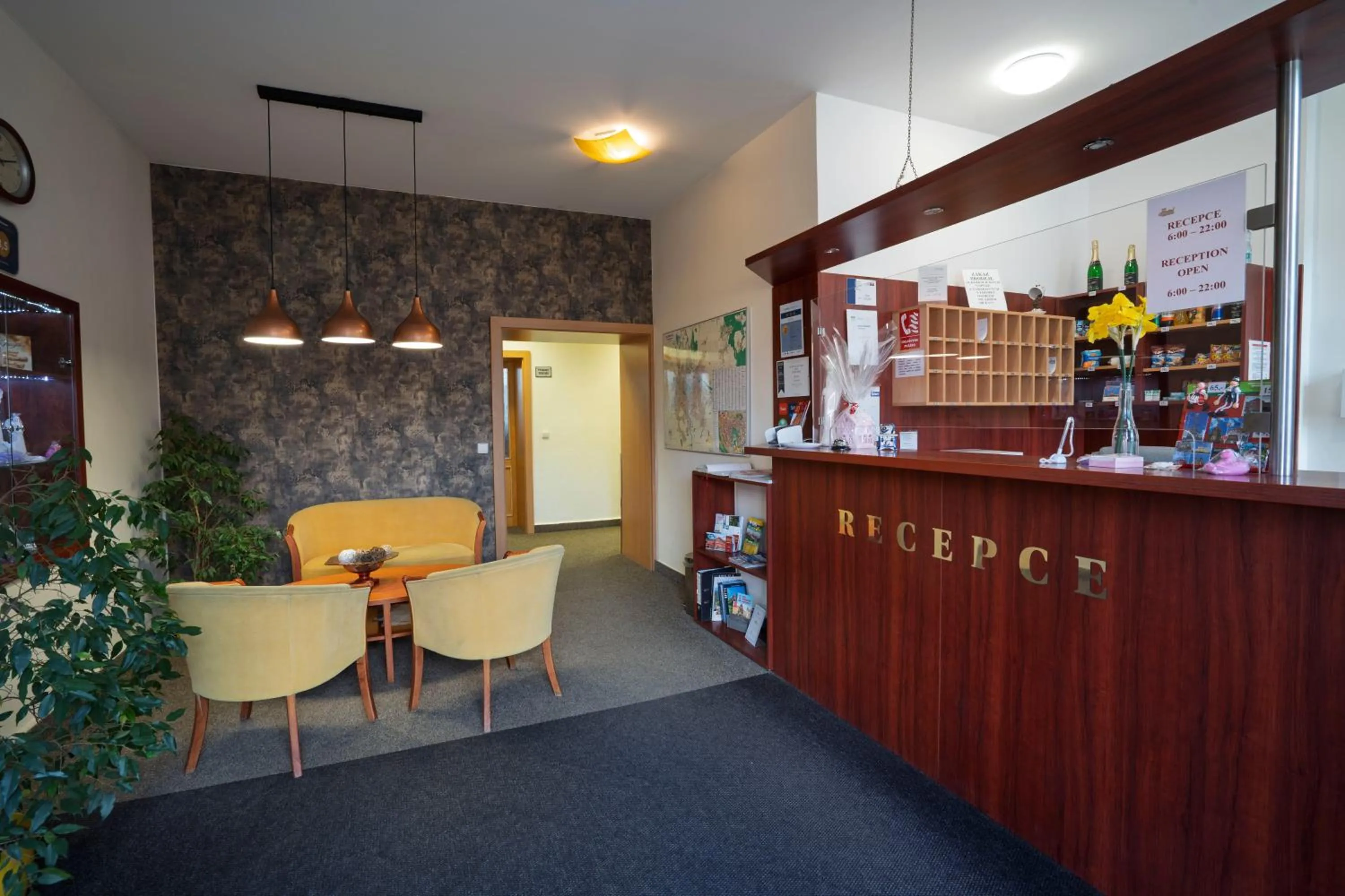 Lobby or reception in Hotel Senimo