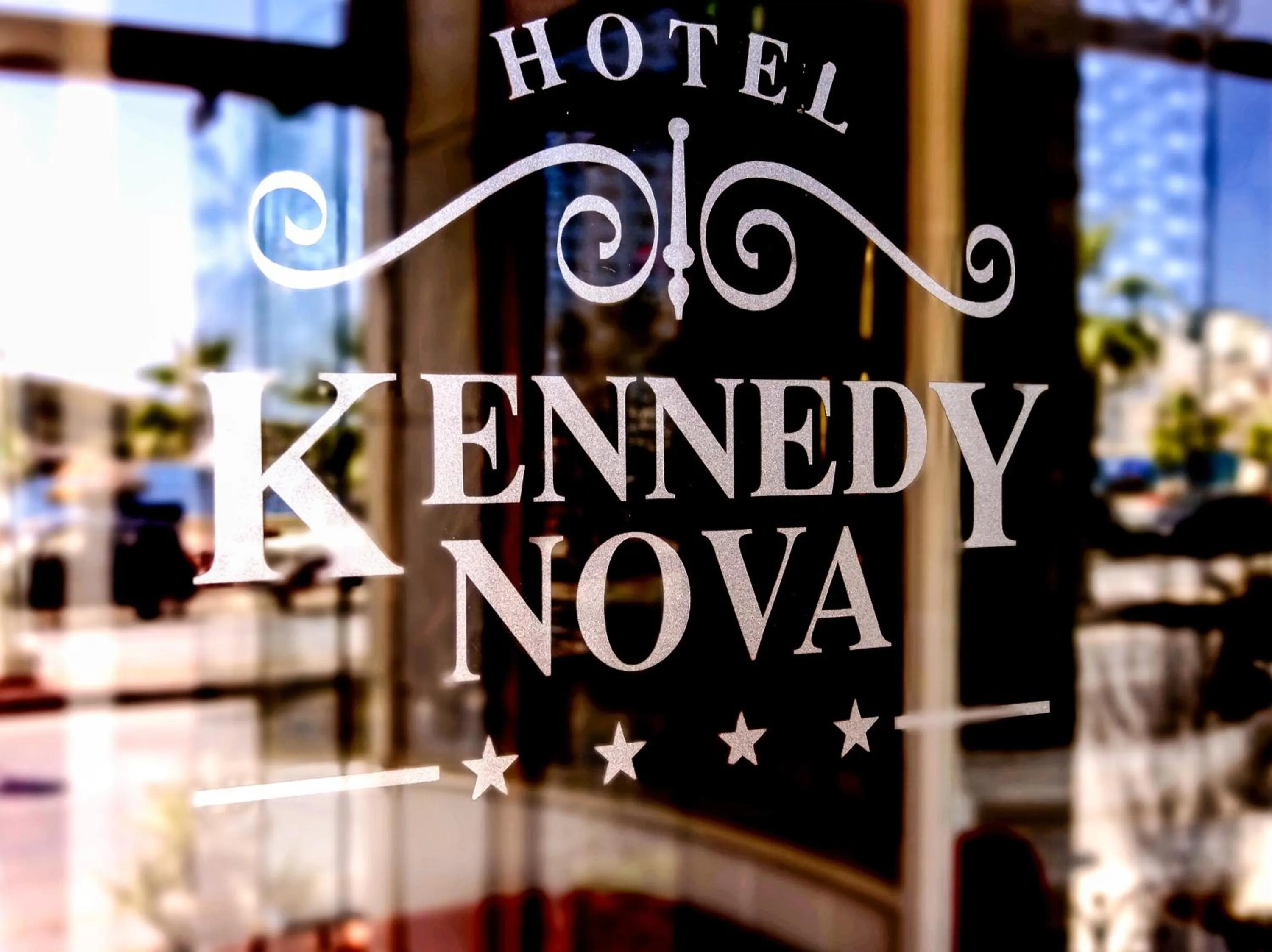 Facade/entrance in Hotel Kennedy Nova