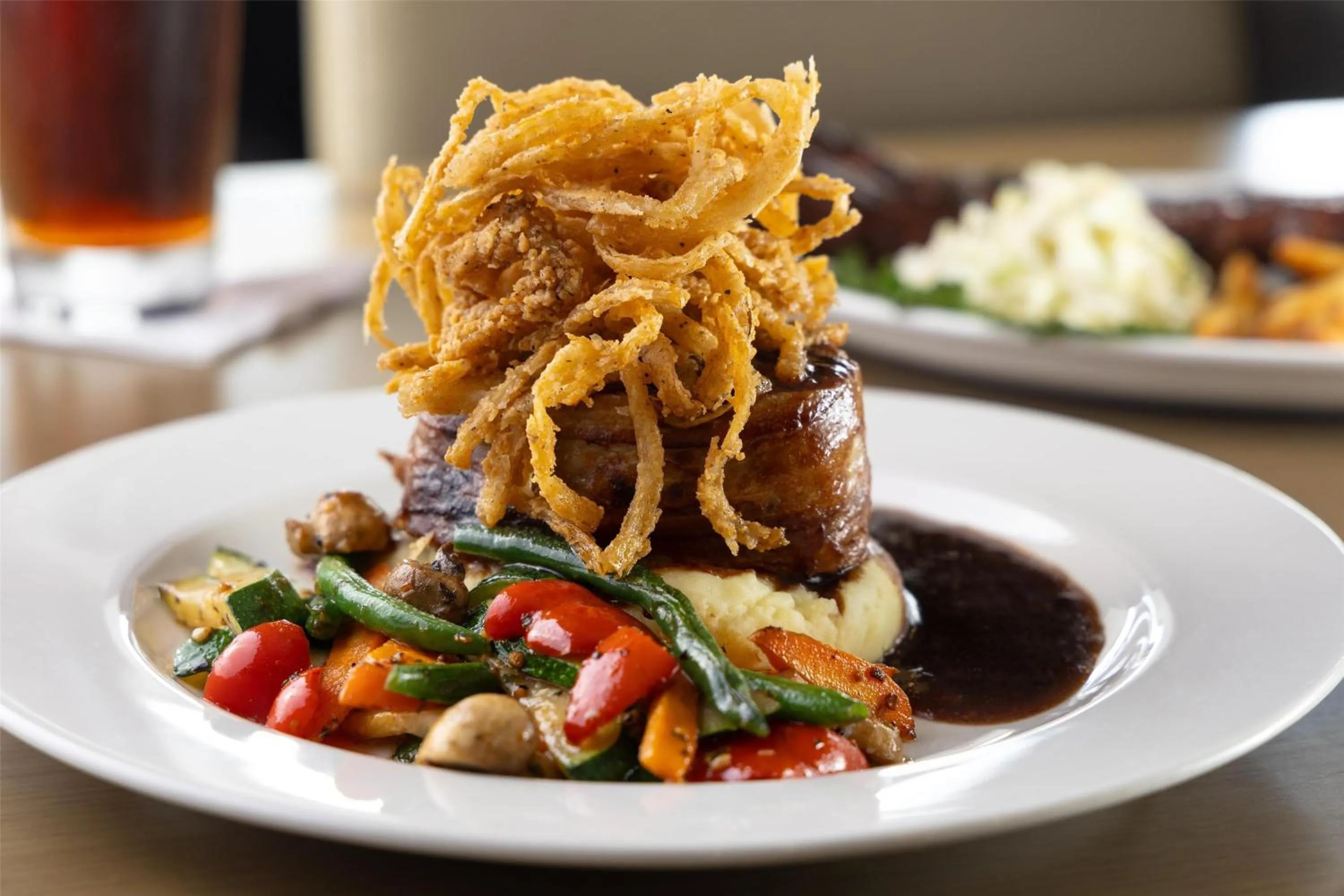 Restaurant/places to eat in Doubletree By Hilton West Kelowna