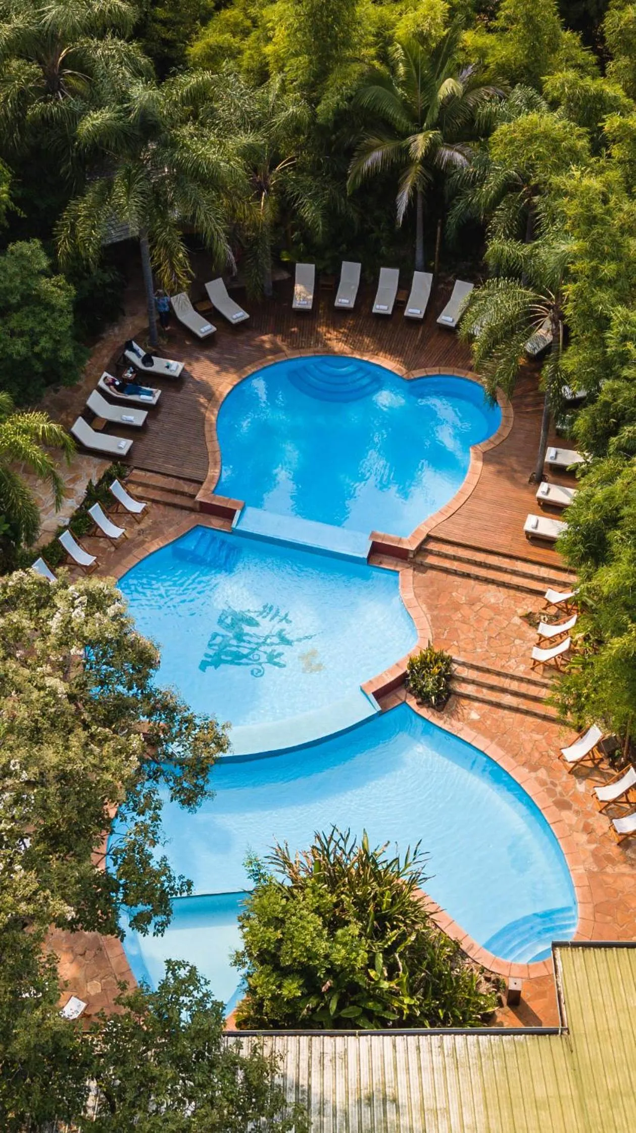 Swimming pool in La Aldea De La Selva Lodge