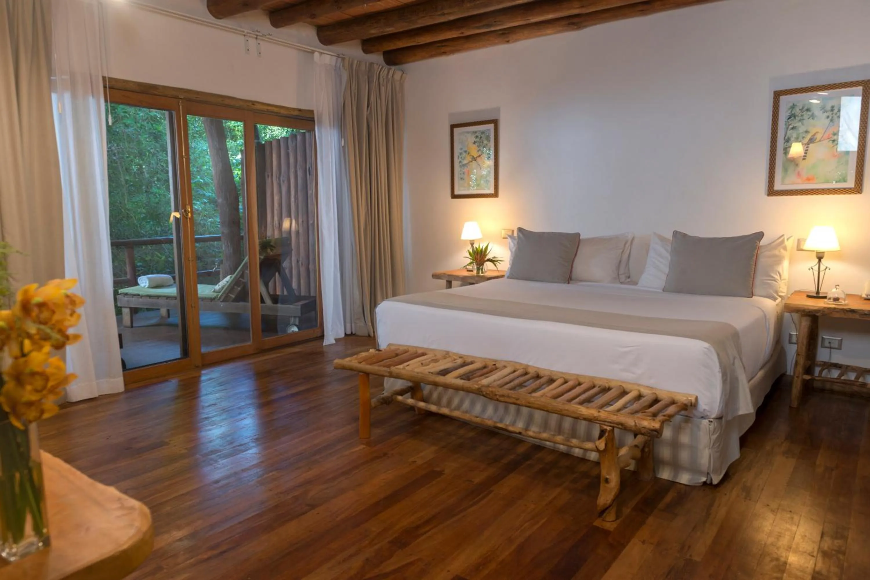 Bed in La Aldea De La Selva Lodge