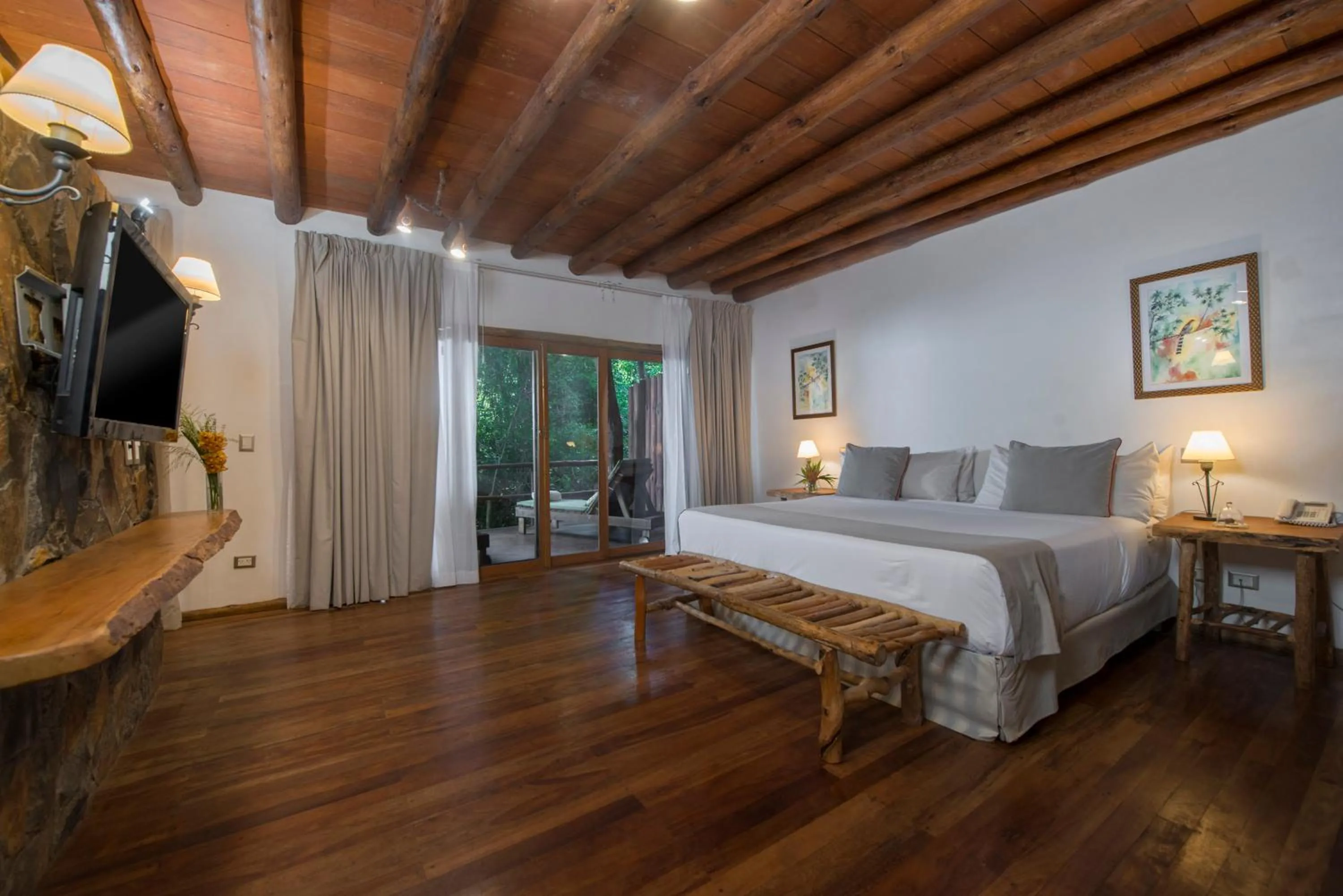 Bed in La Aldea De La Selva Lodge