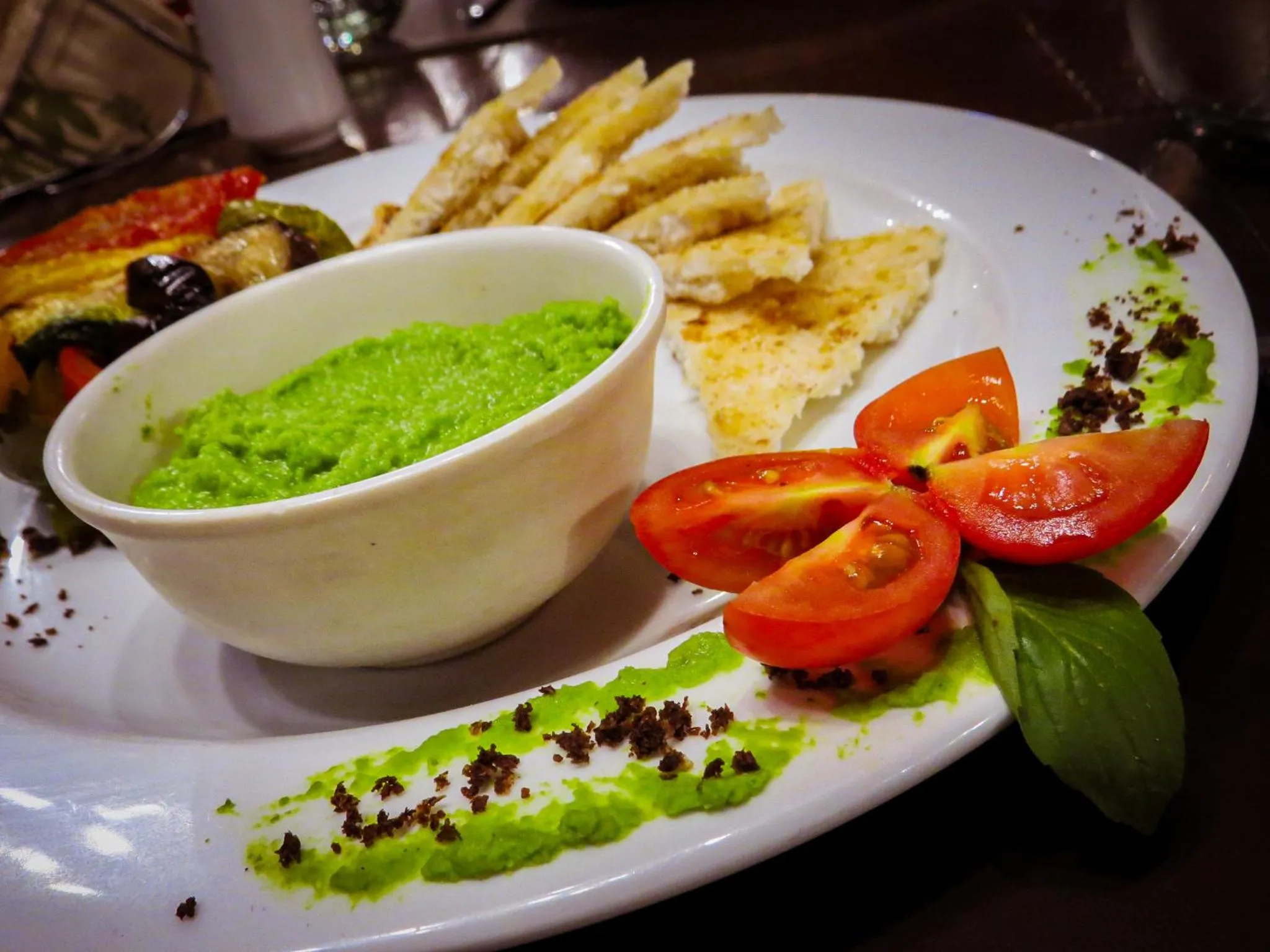 Food in La Aldea De La Selva Lodge