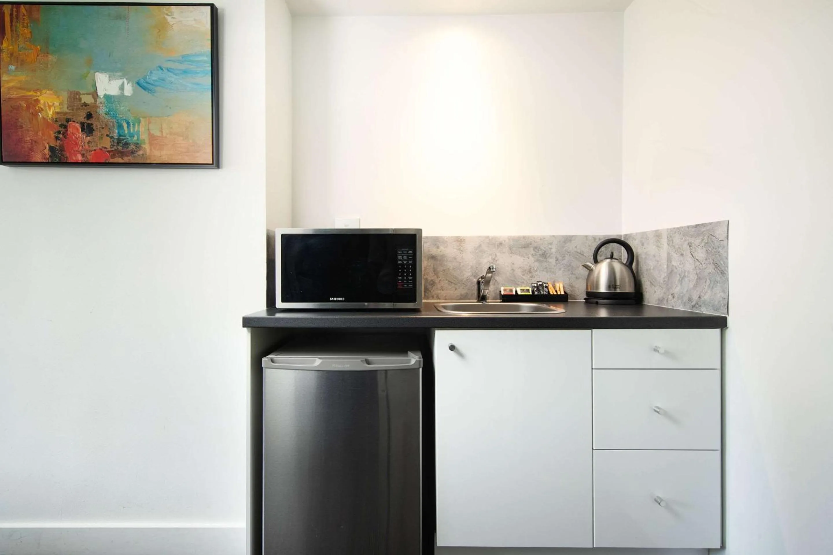 Bedroom in Comfort Hotel East Melbourne