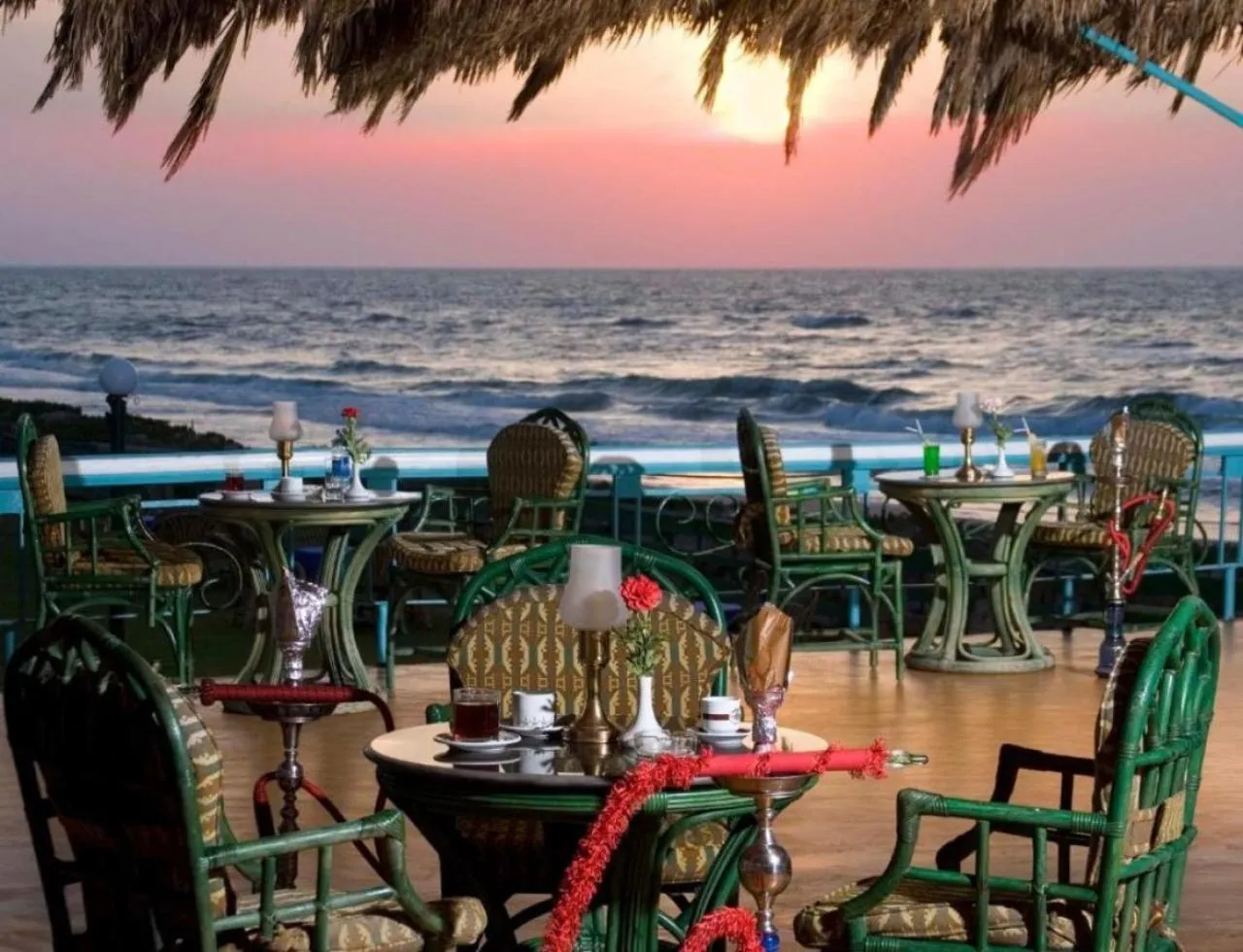 Restaurant/places to eat in Retac El Arish