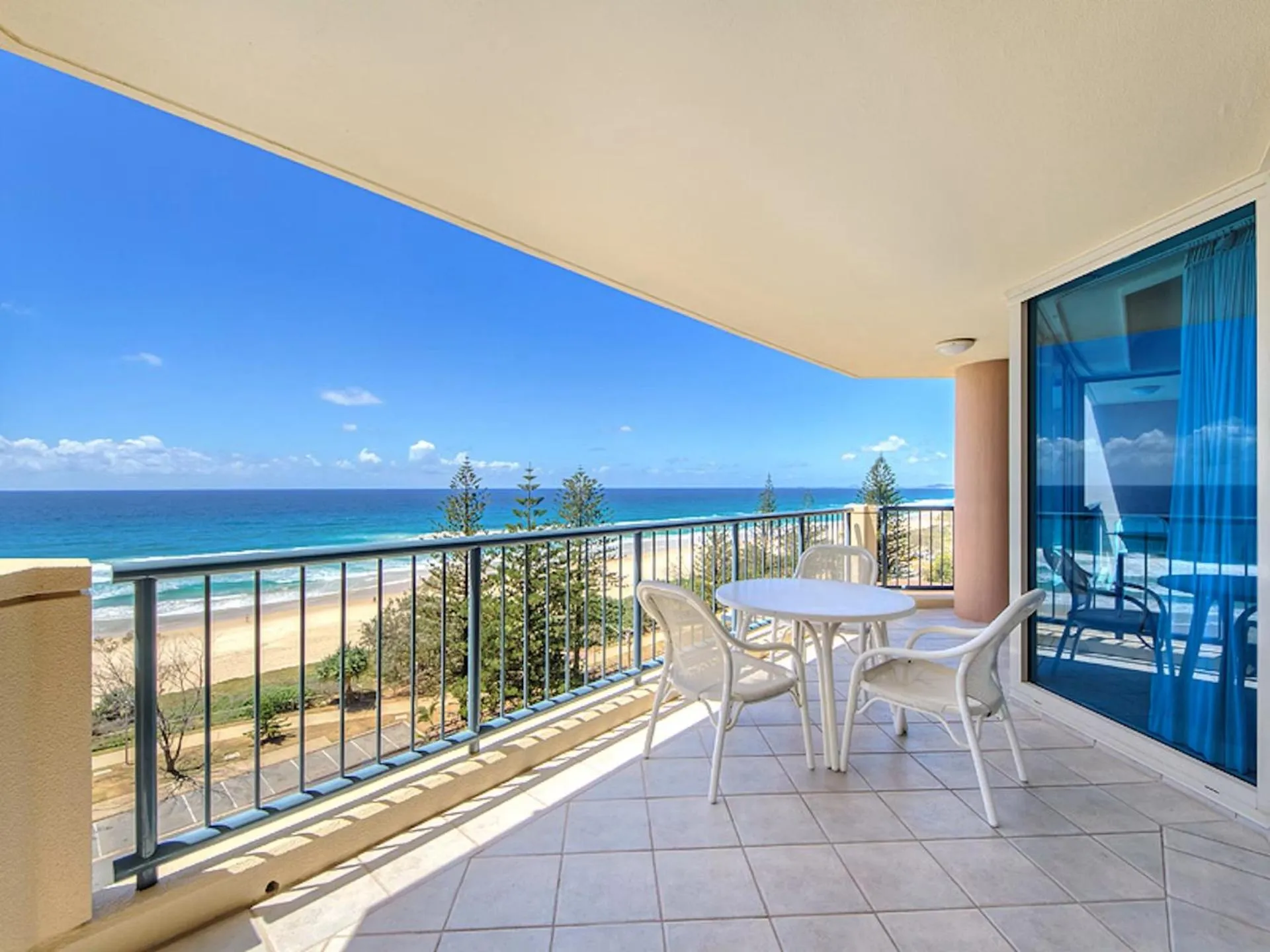 Sea view in Oceana On Broadbeach