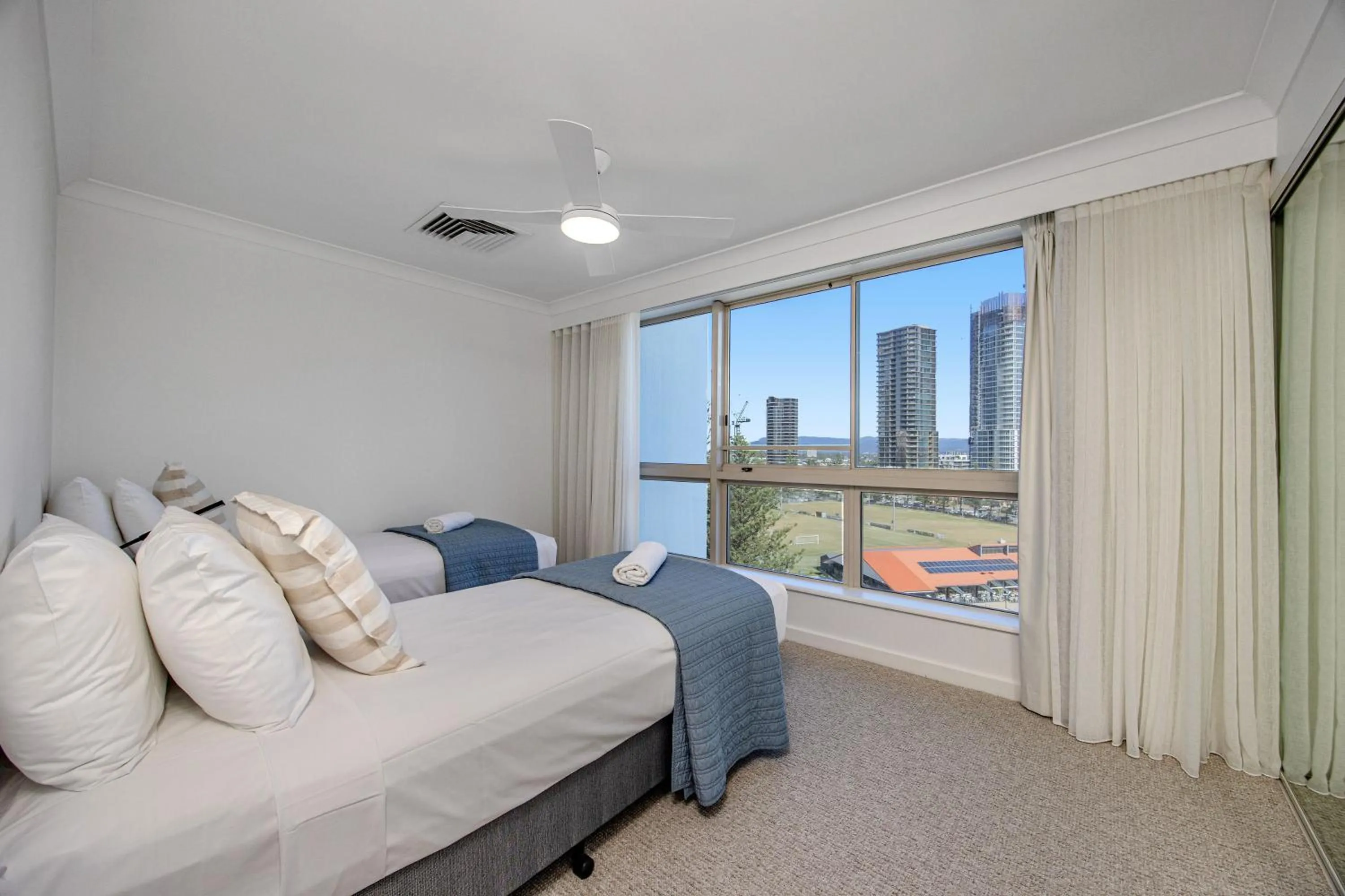 Bed in Oceana On Broadbeach