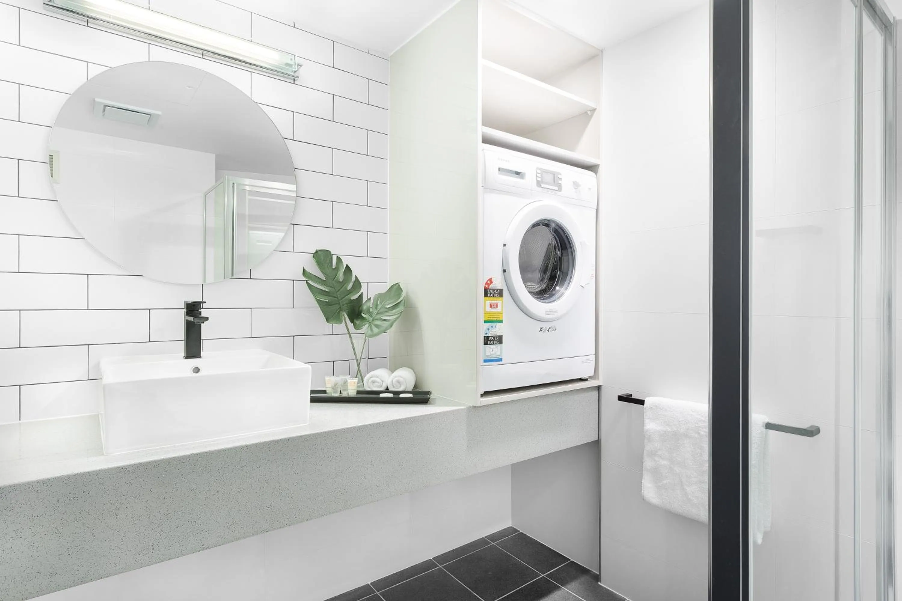 Bathroom in Ridge Apartment Hotel