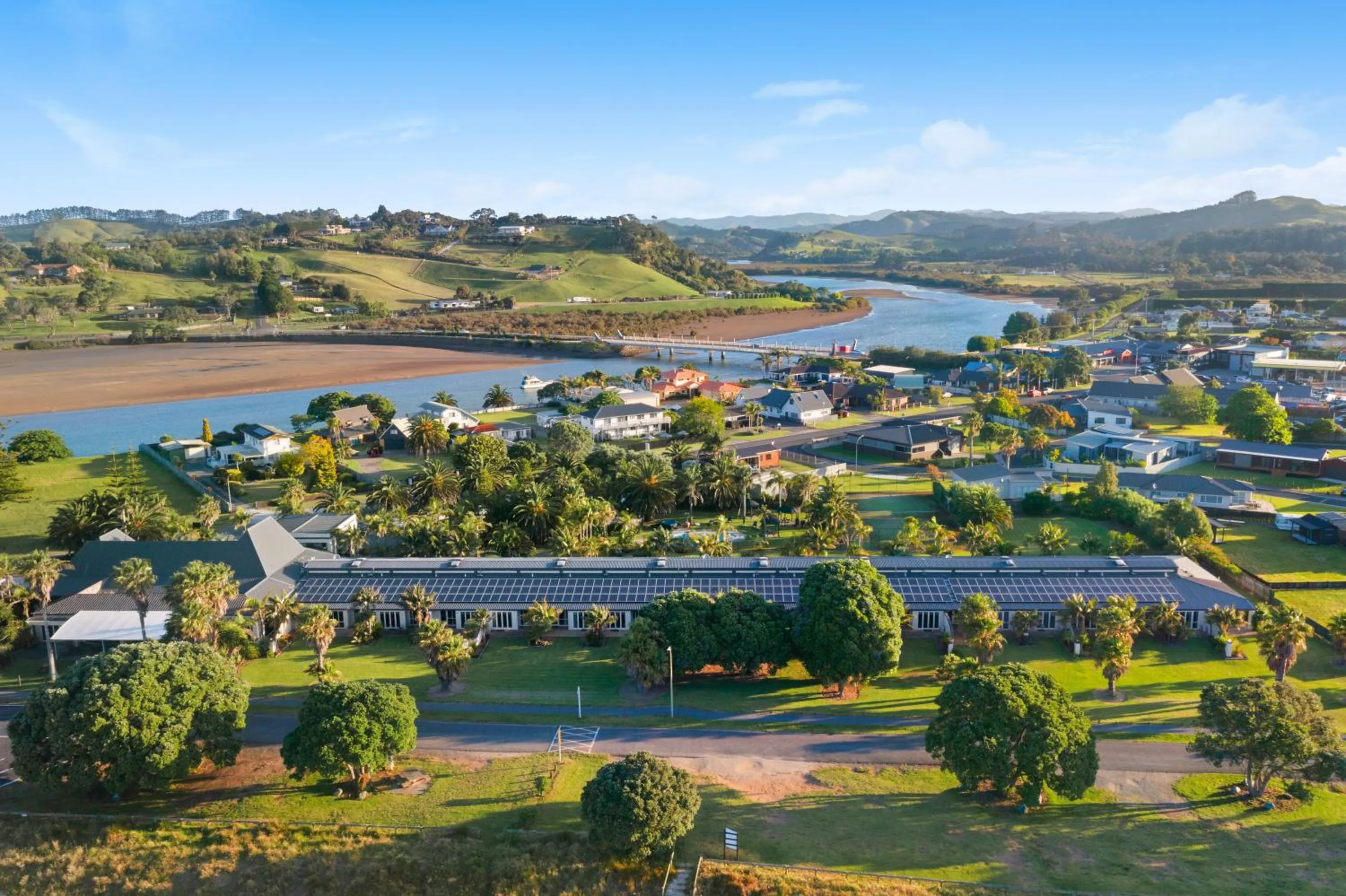 Property building in Taipa Beach Resort