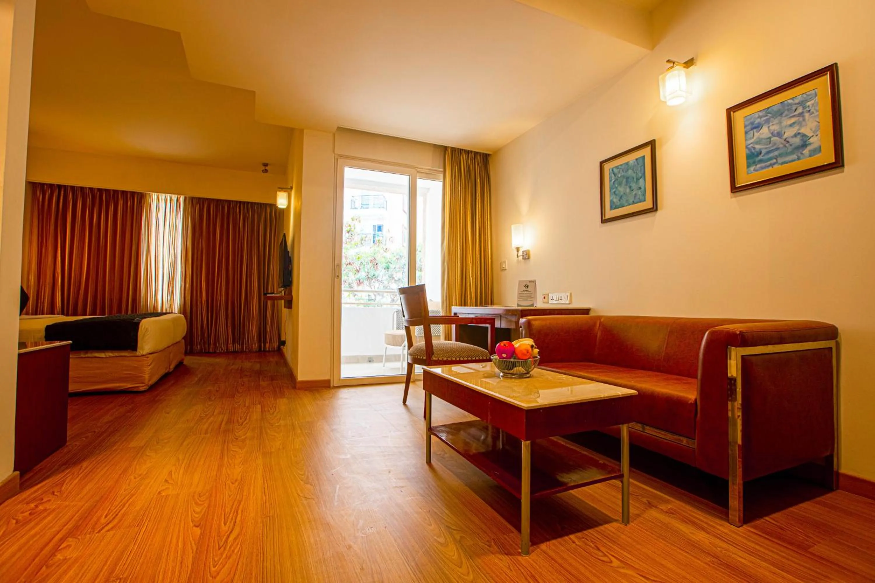 Seating area in Evoma