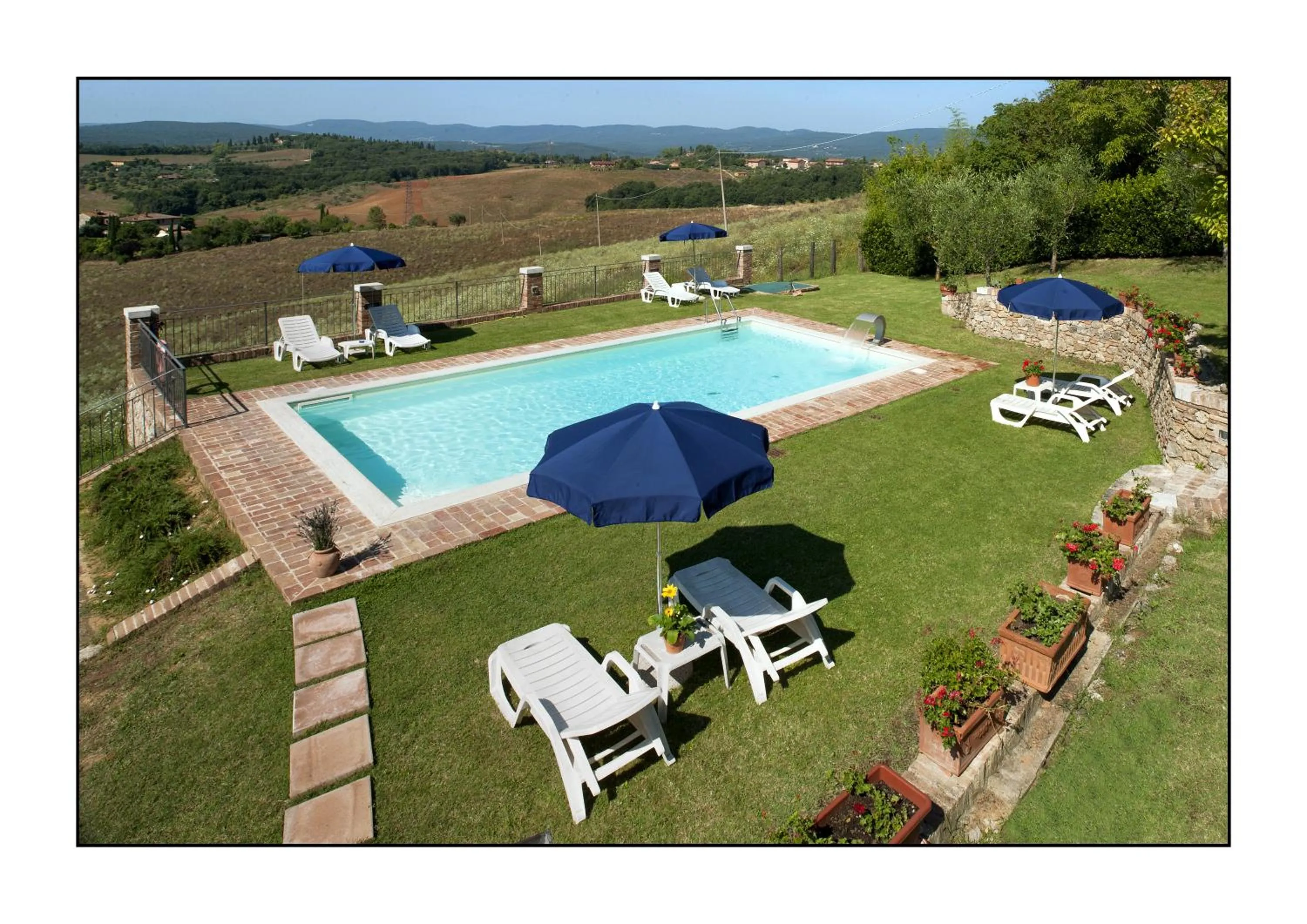 Garden in B&B Casale Virgili