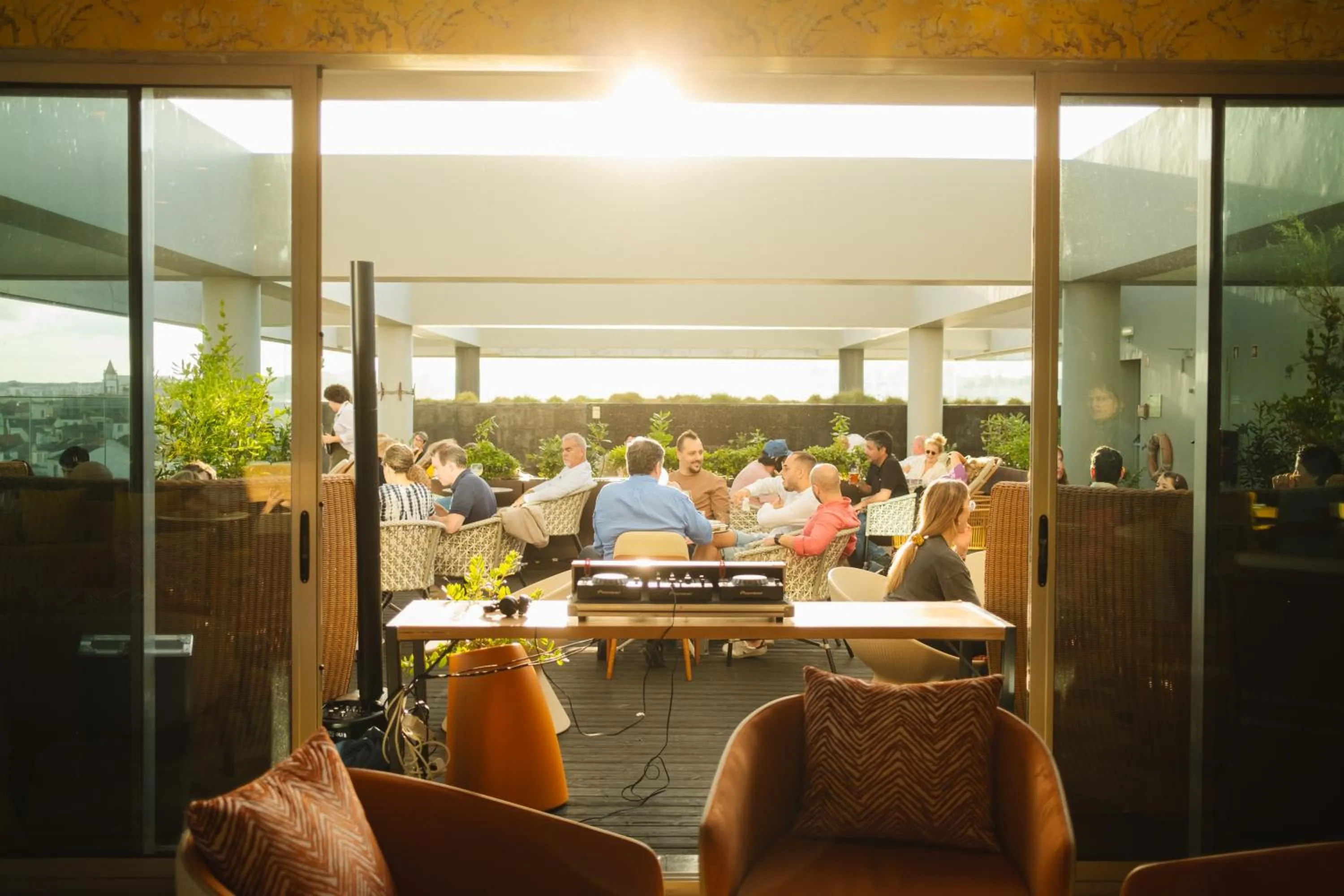 Lounge or bar in Octant Ponta Delgada