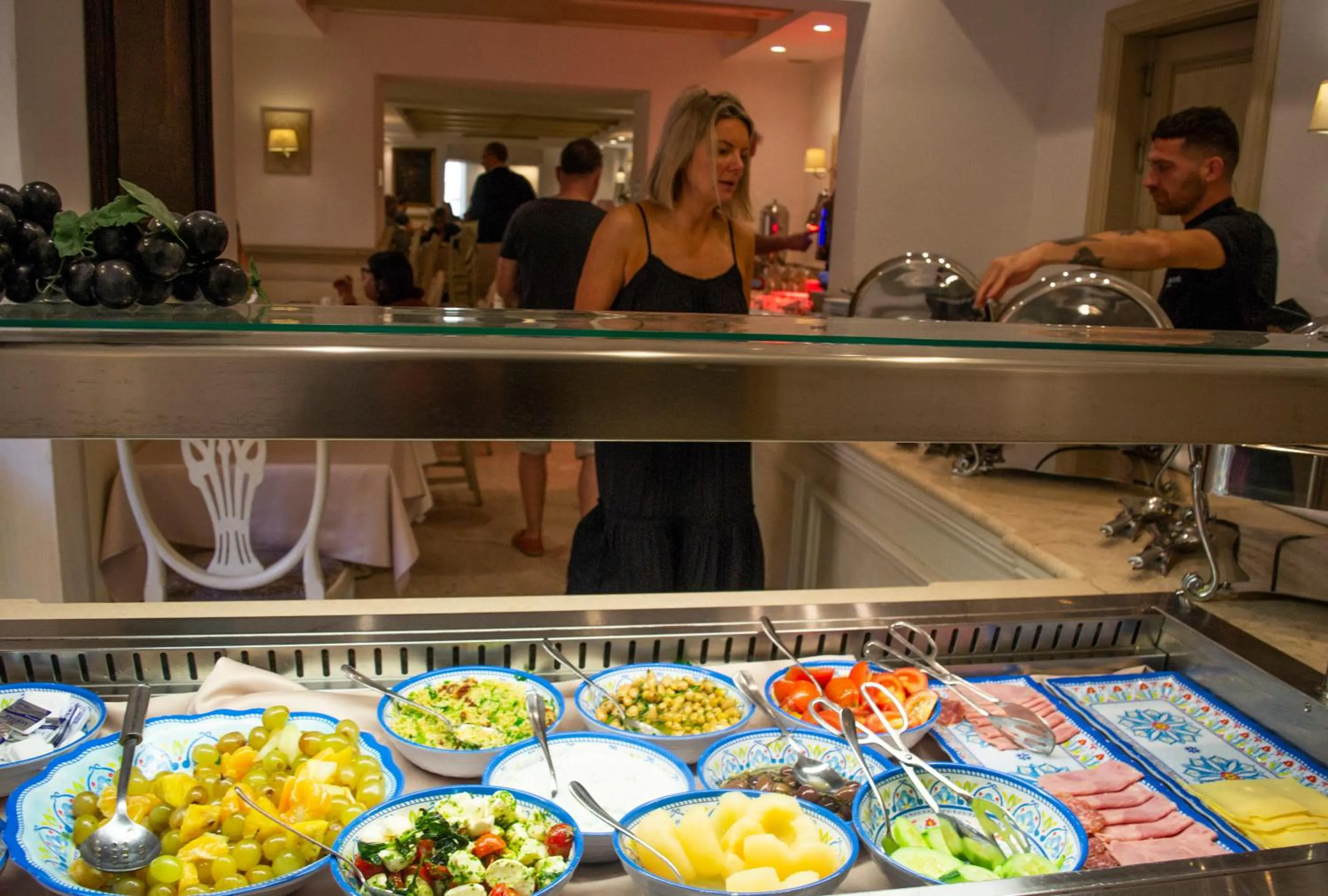 Breakfast in Osborne Hotel