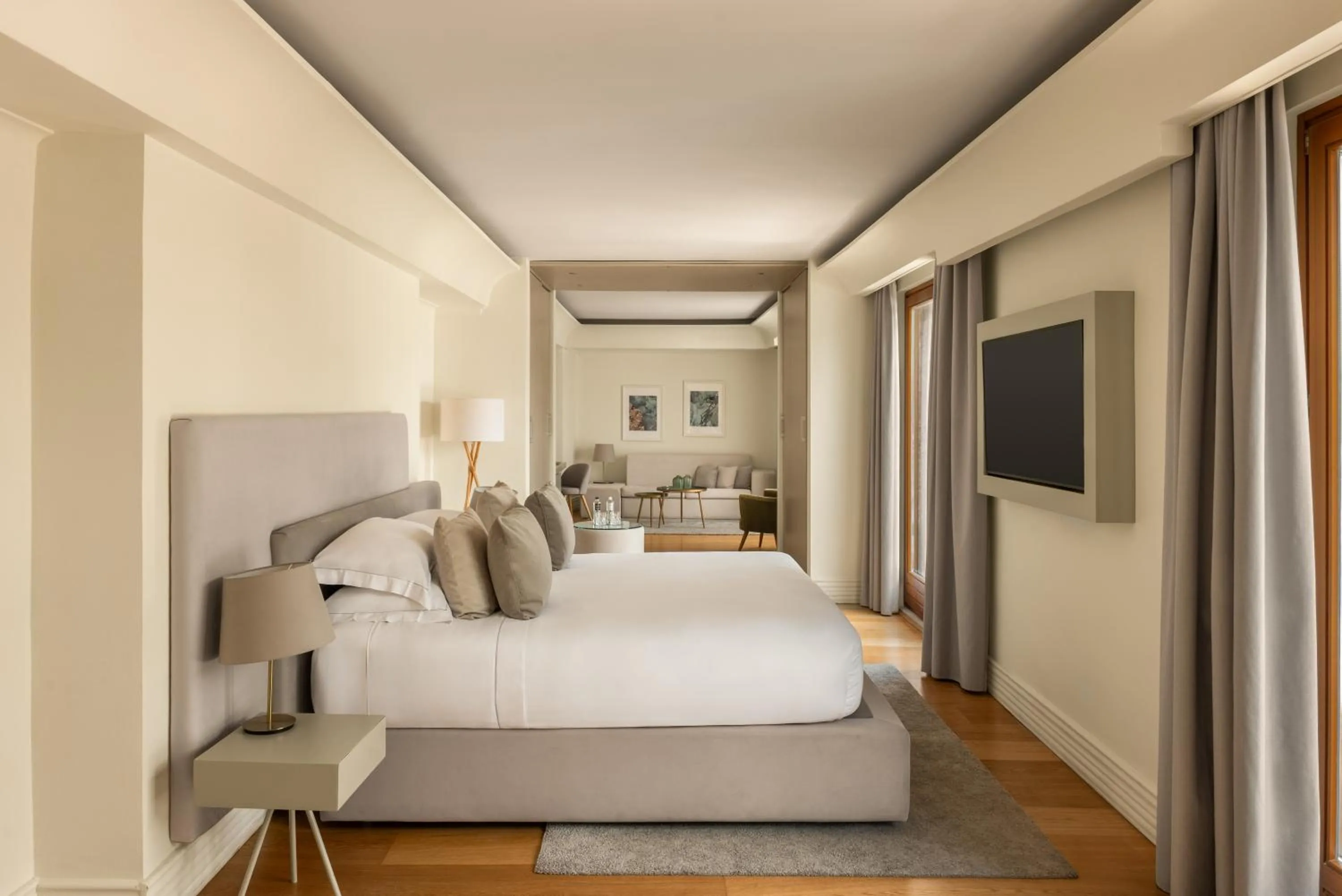 Bed in Atlantis Bay - The Leading Hotels of the World