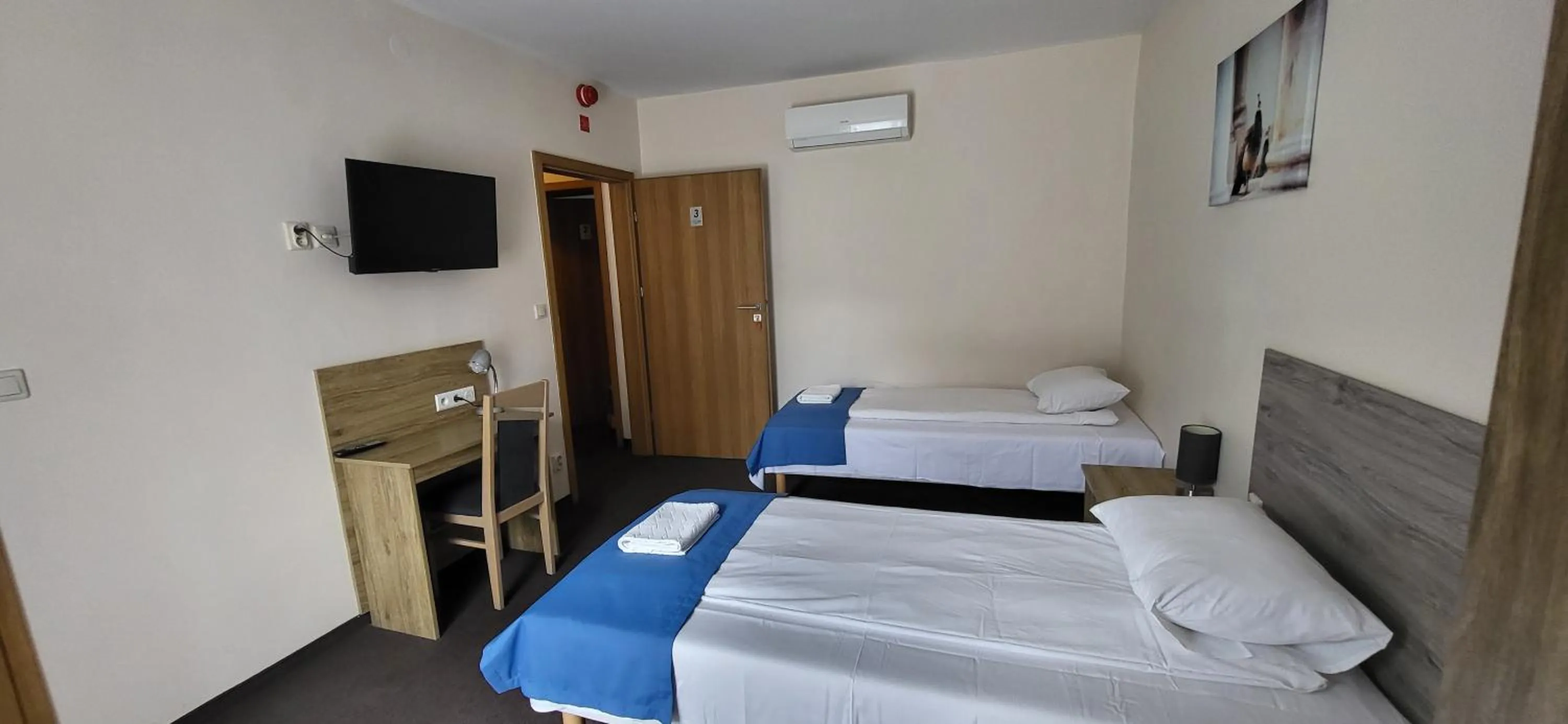 Bed in Smart2Stay Pod Lipami