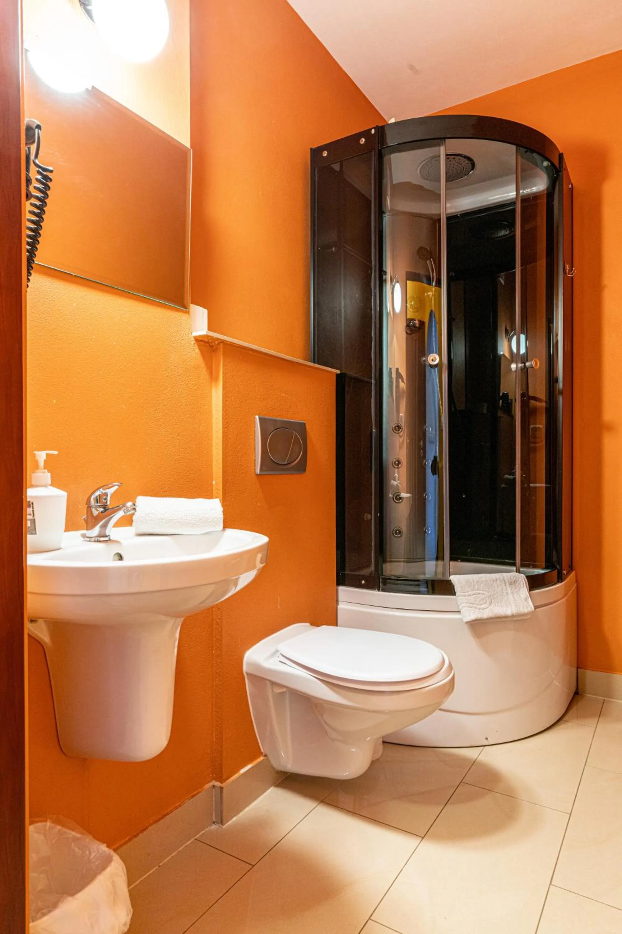 Shower in Leśny Dworek Biały Dunajec