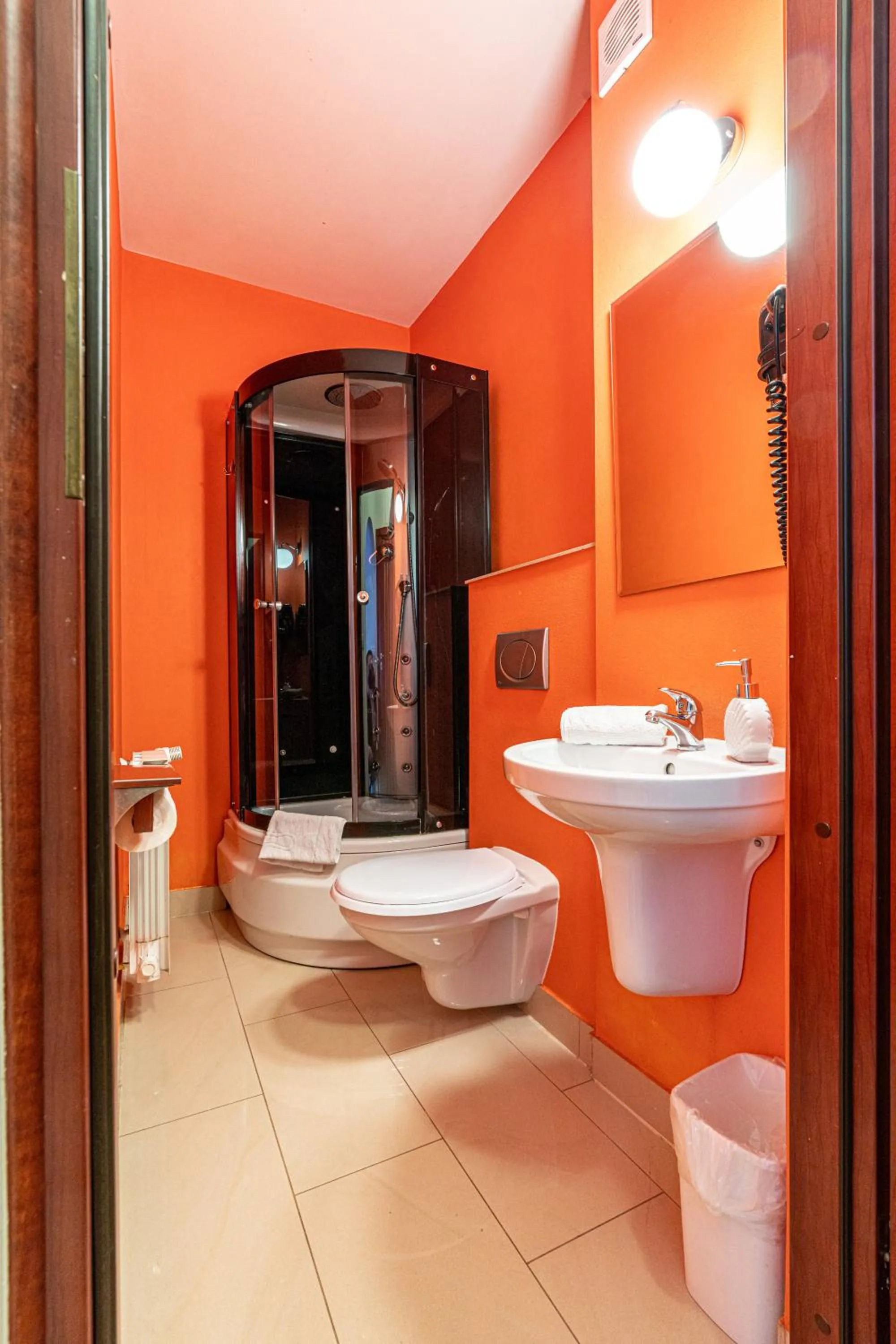 Shower in Leśny Dworek Biały Dunajec